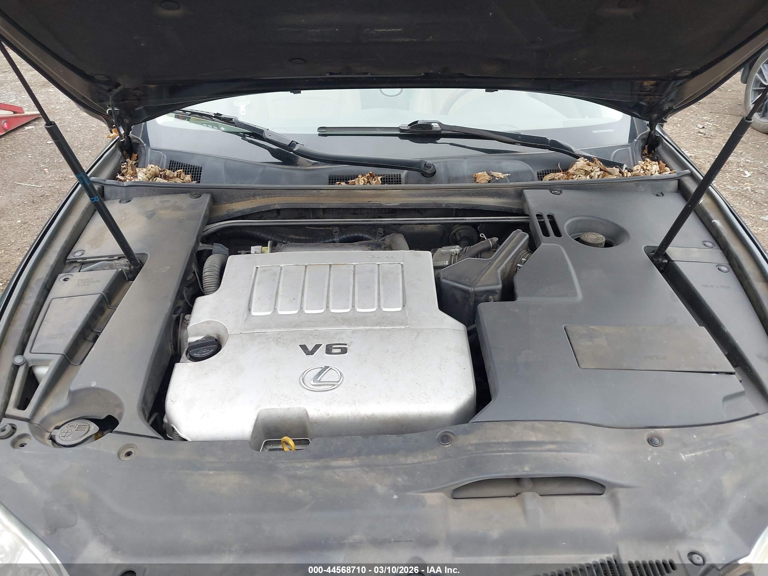 LEXUS ES image 10