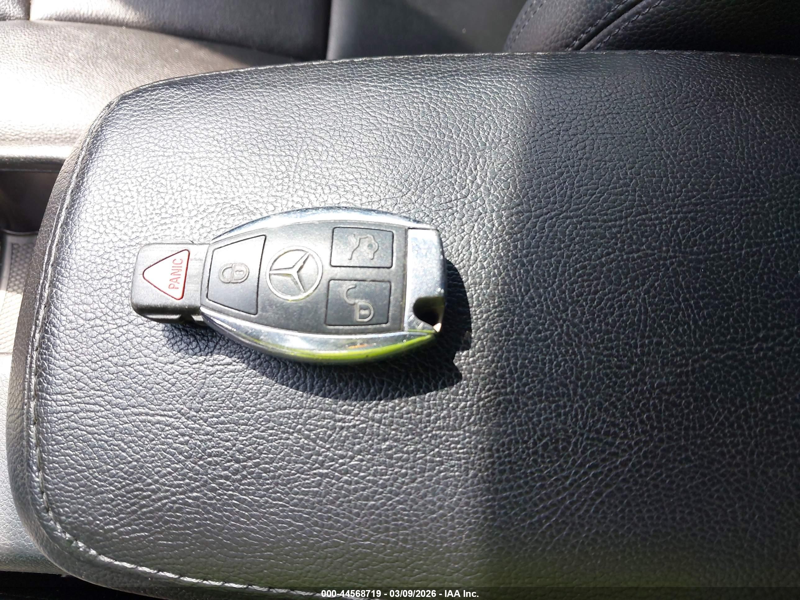 MERCEDES-BENZ CLA image 11