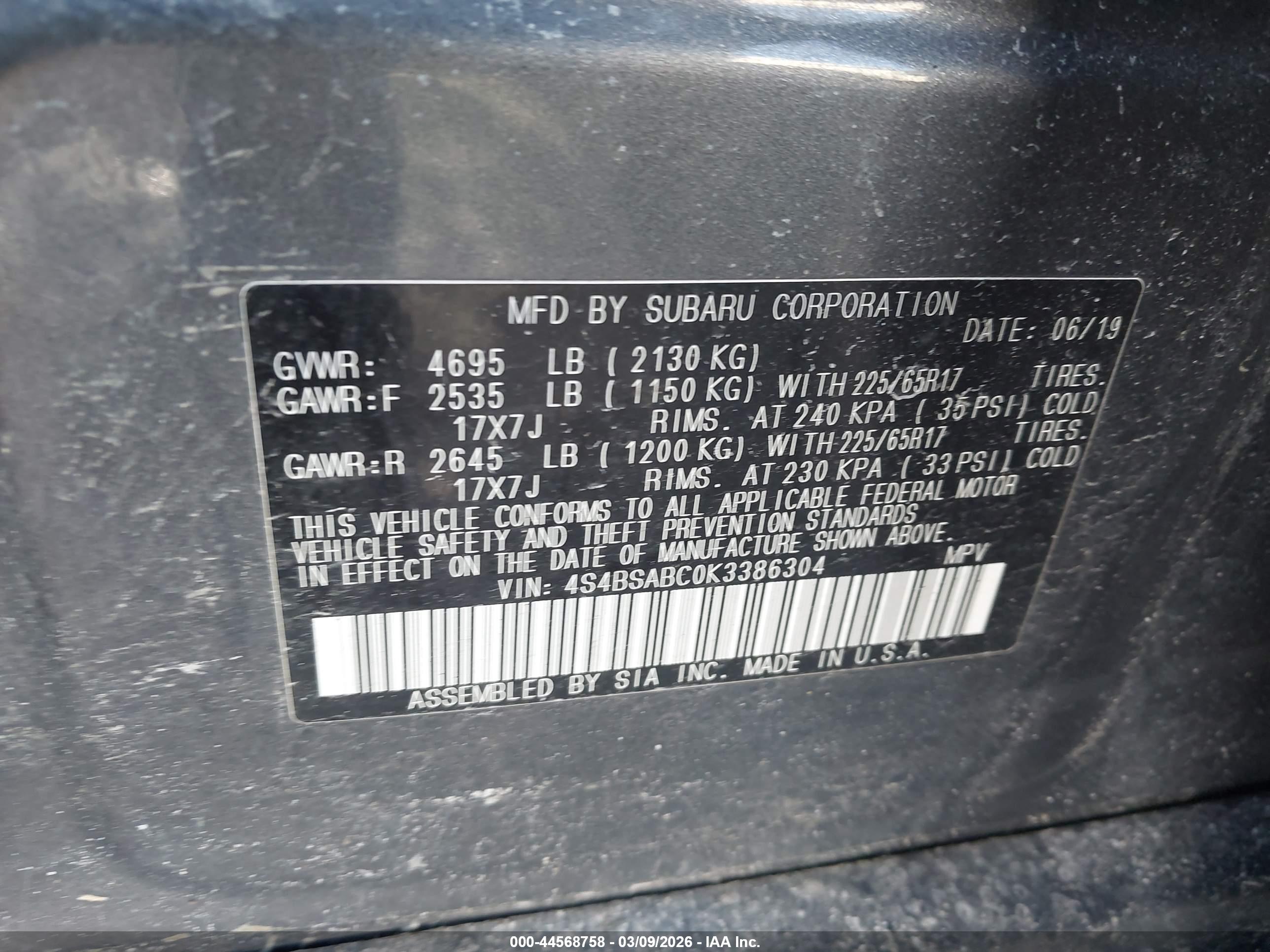 SUBARU OUTBACK image 9