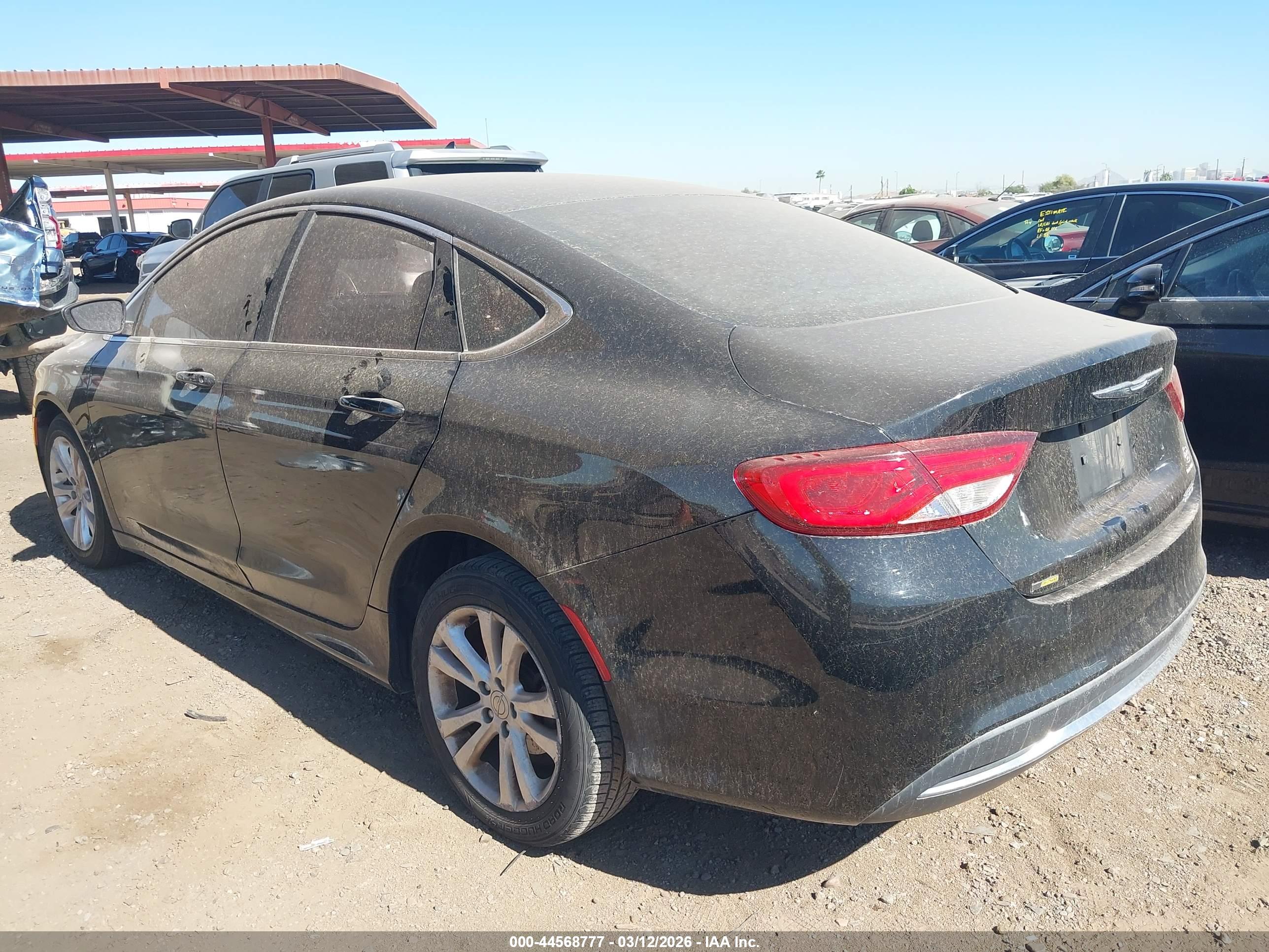 CHRYSLER 200 image 3