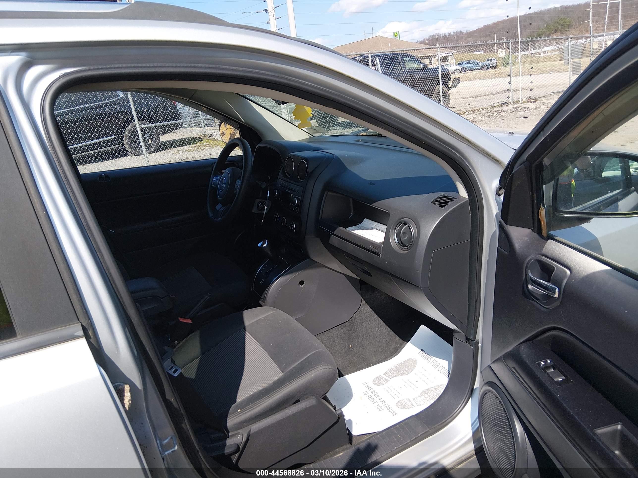JEEP COMPASS image 5