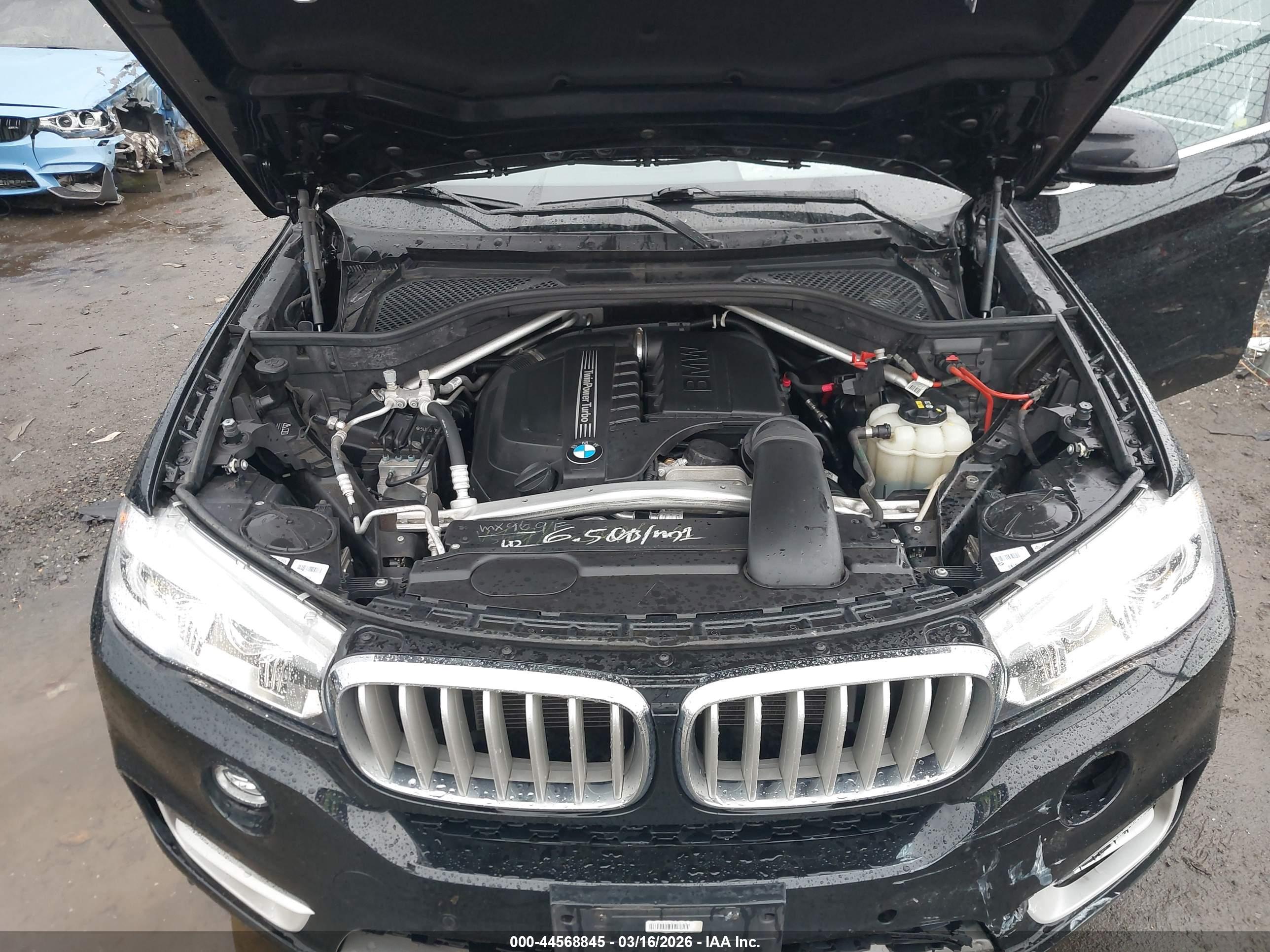 BMW X5 image 10