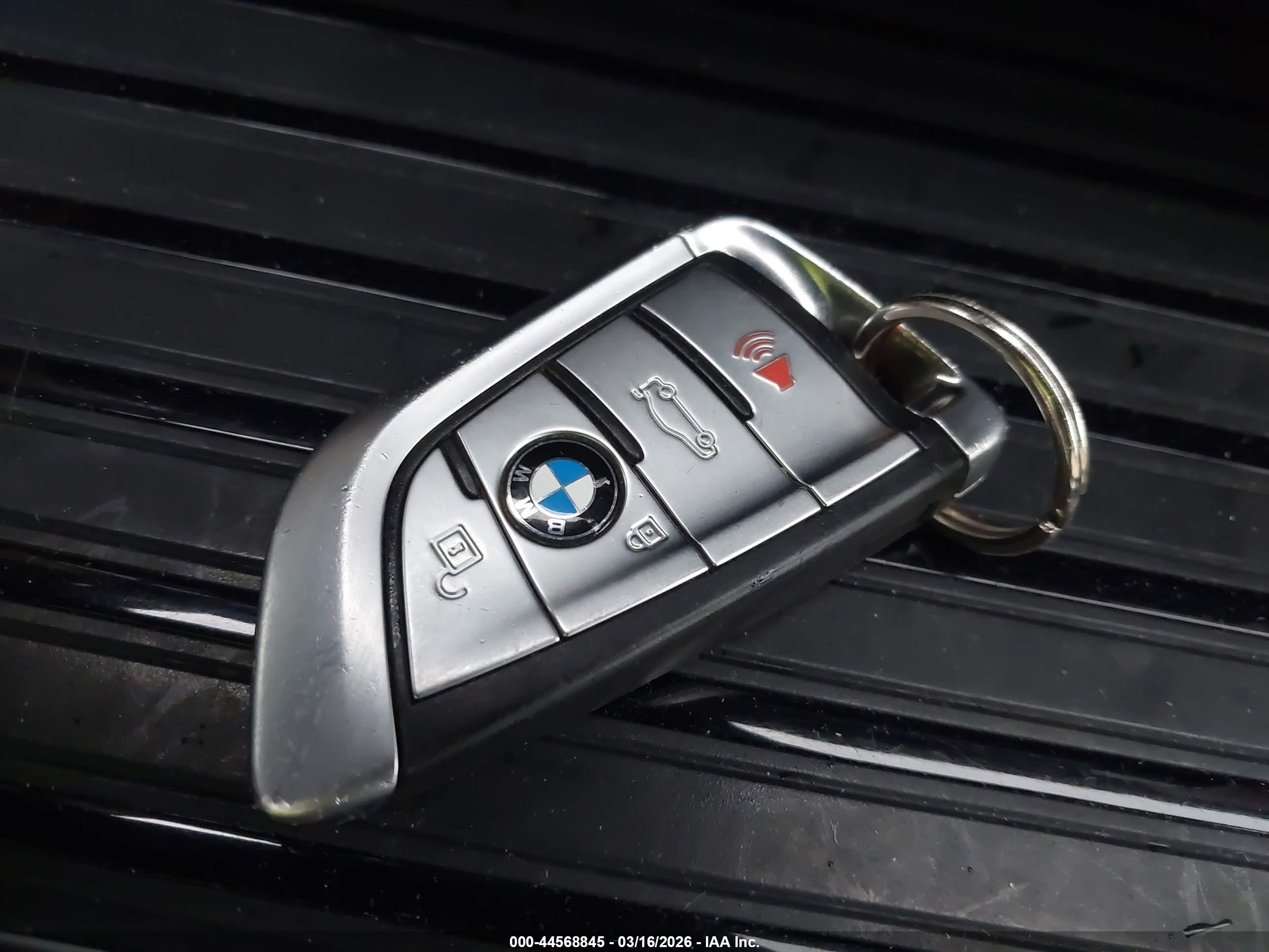 BMW X5 image 11