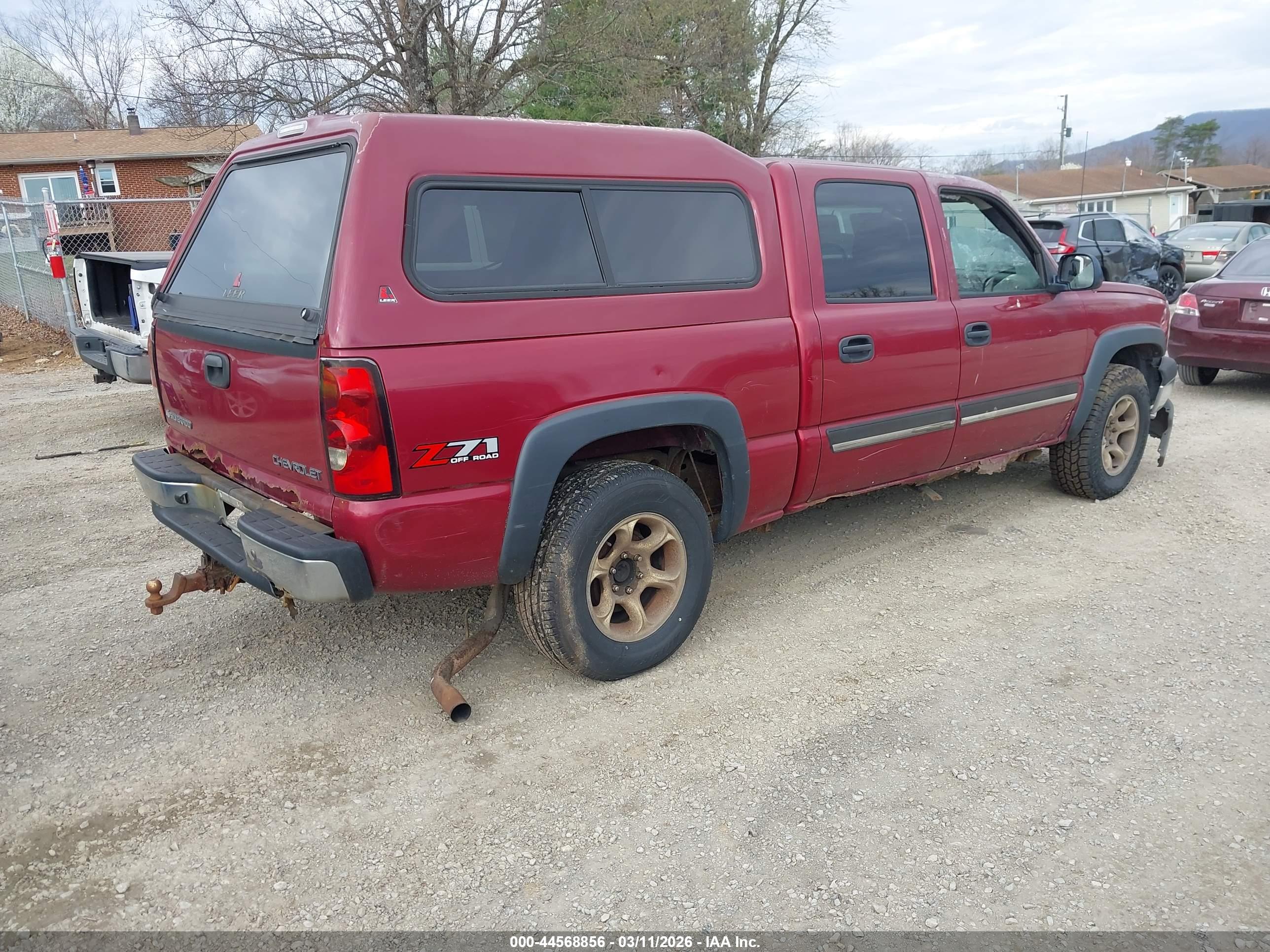 CHEVROLET SILVERADO image 4
