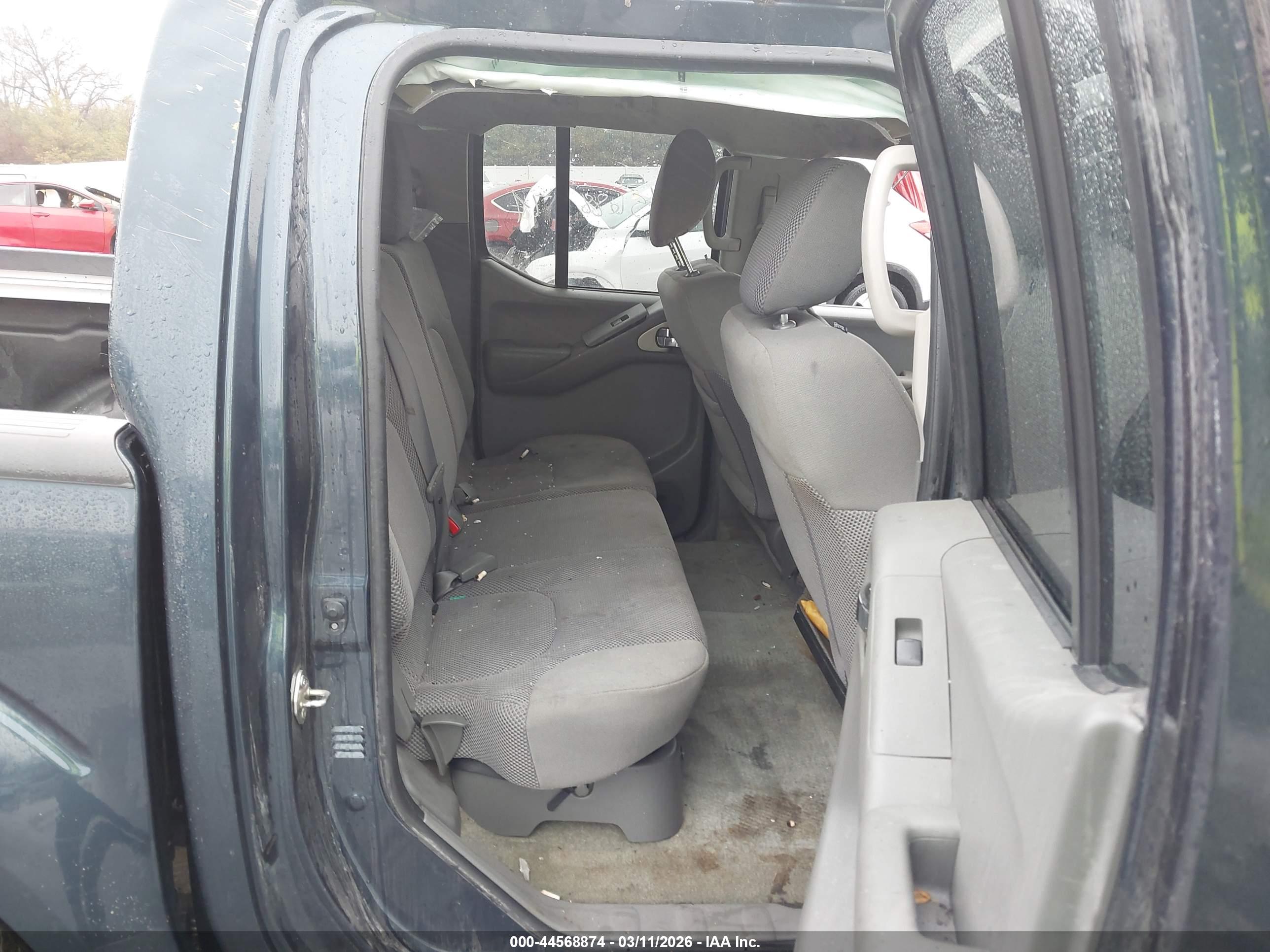NISSAN FRONTIER image 8