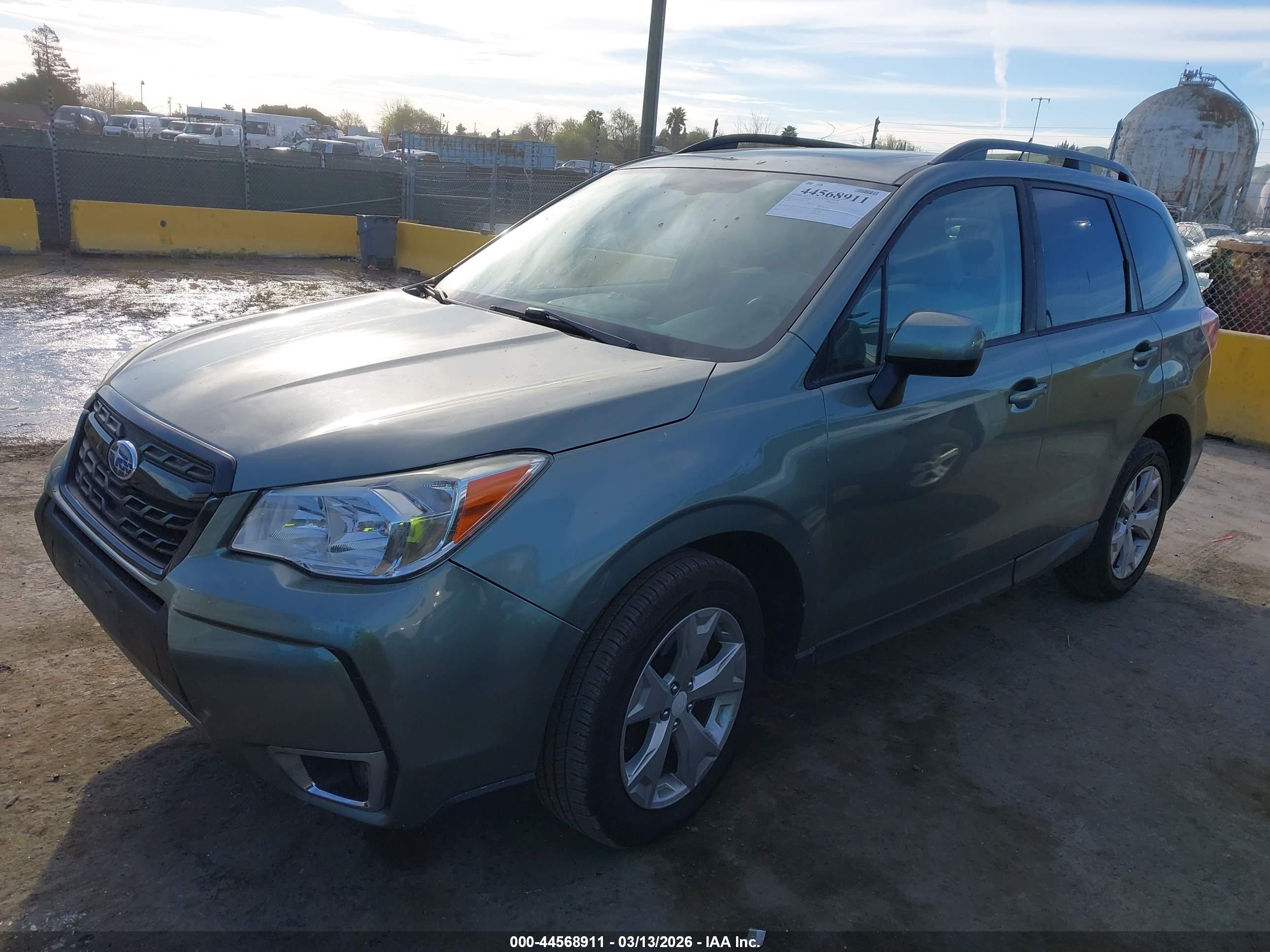 SUBARU FORESTER image 2