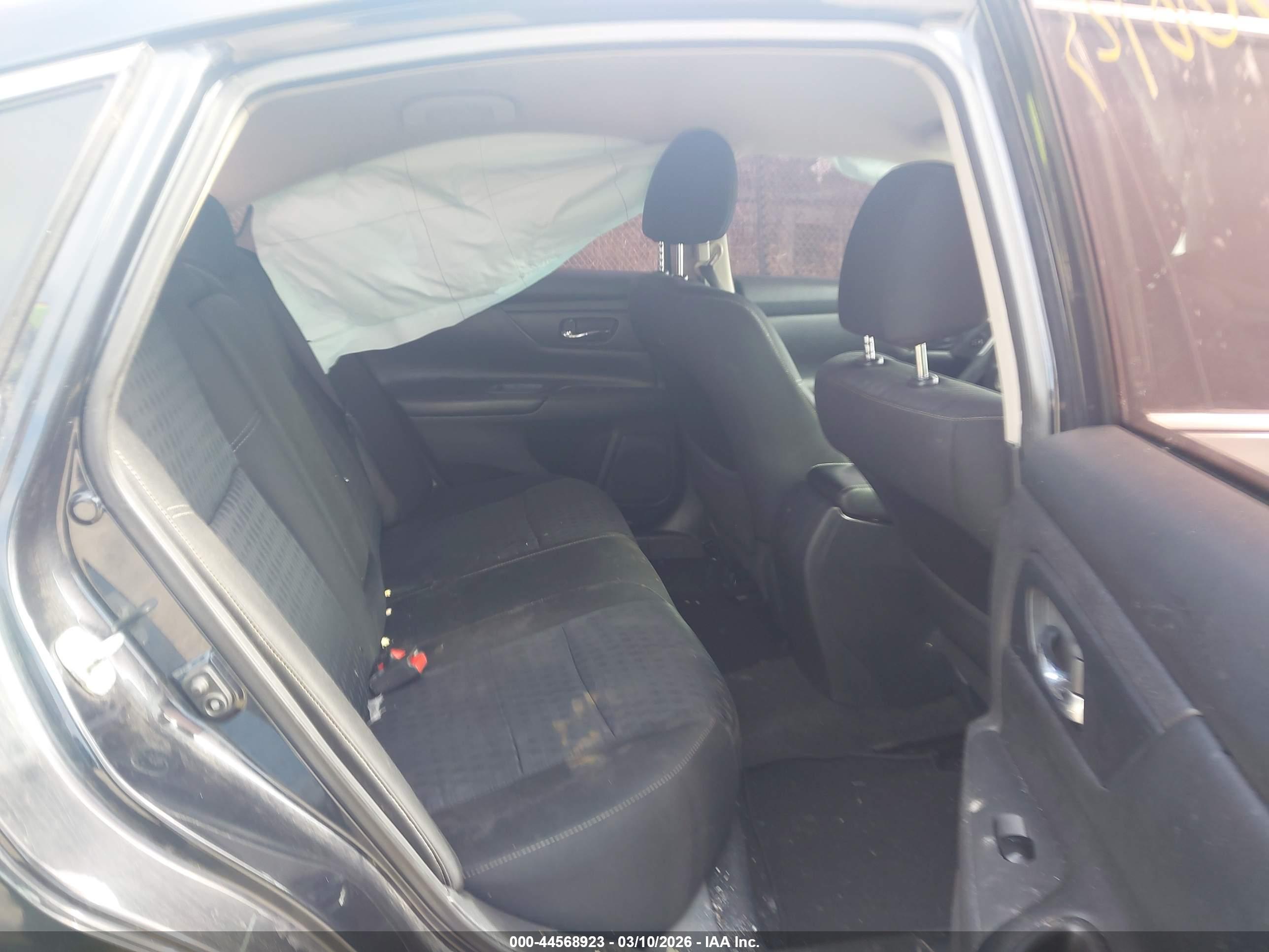 NISSAN ALTIMA image 8