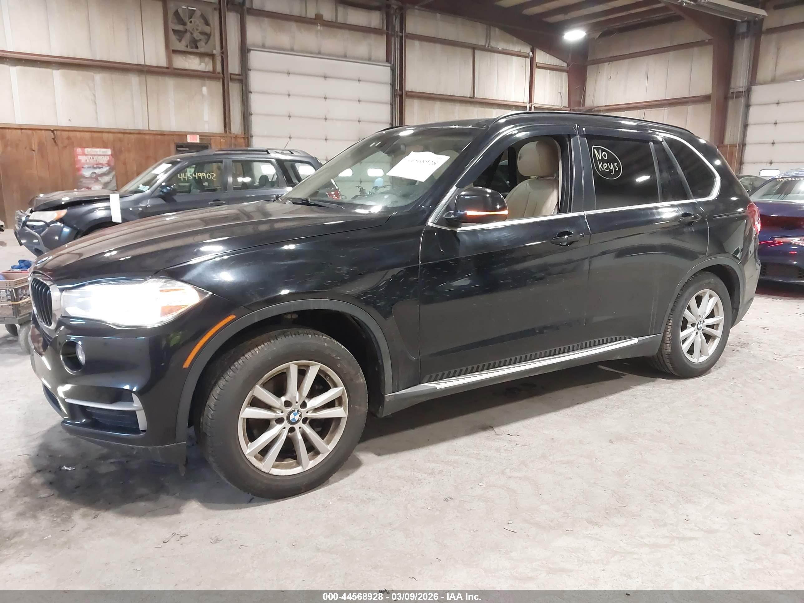 BMW X5 image 2