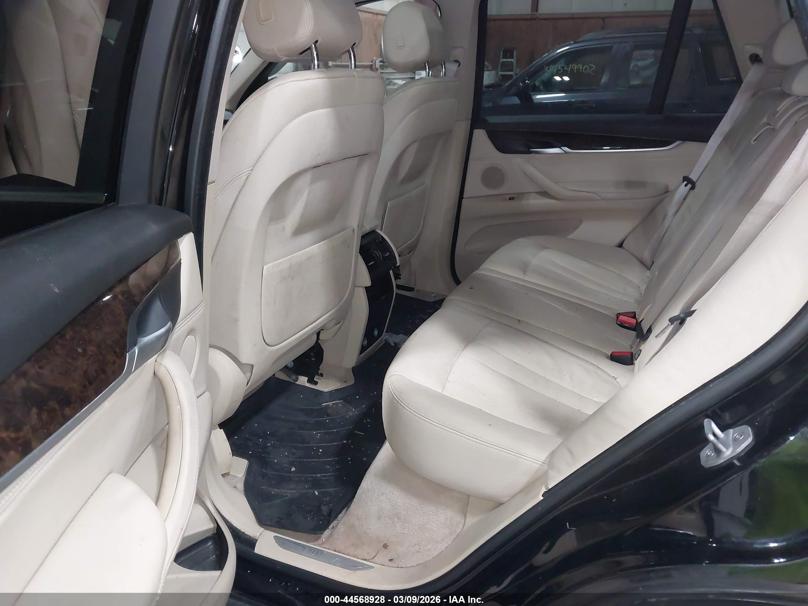 BMW X5 image 8