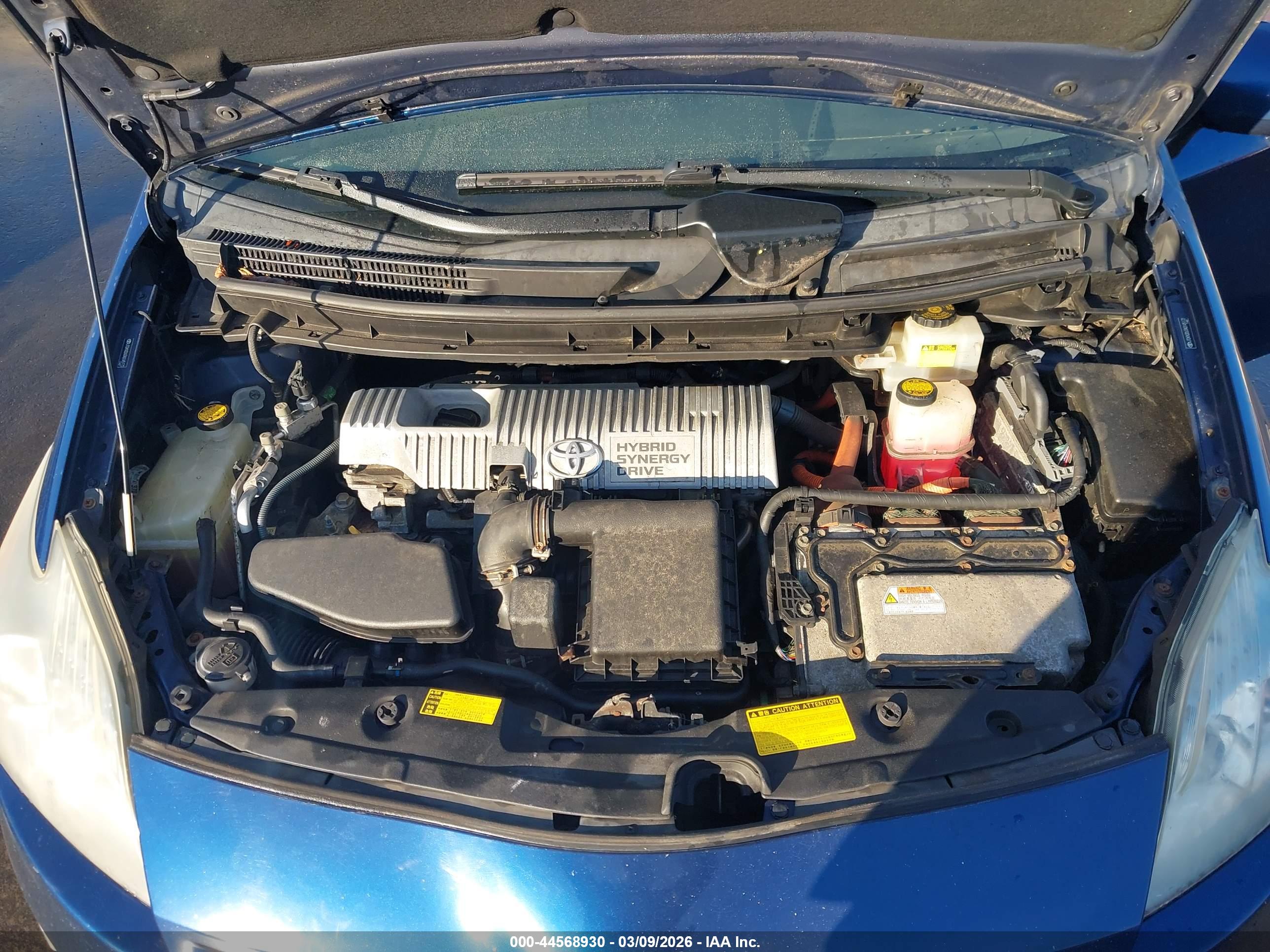 TOYOTA PRIUS image 10