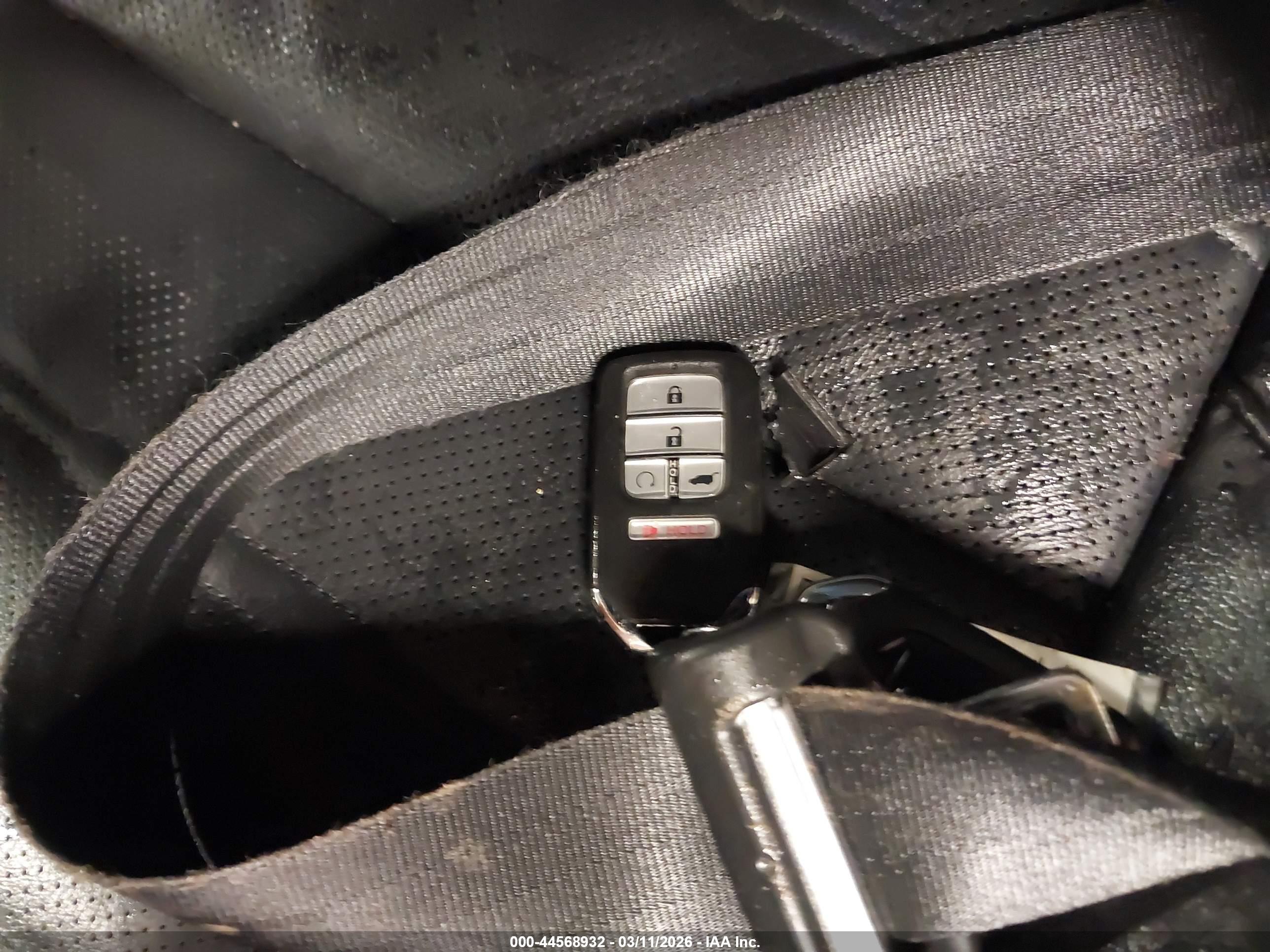 HONDA CR-V image 11