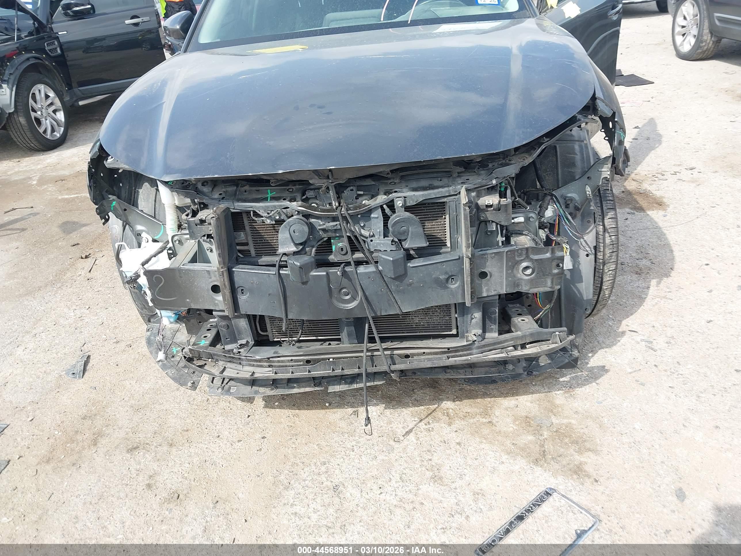 MAZDA CX-30 image 6