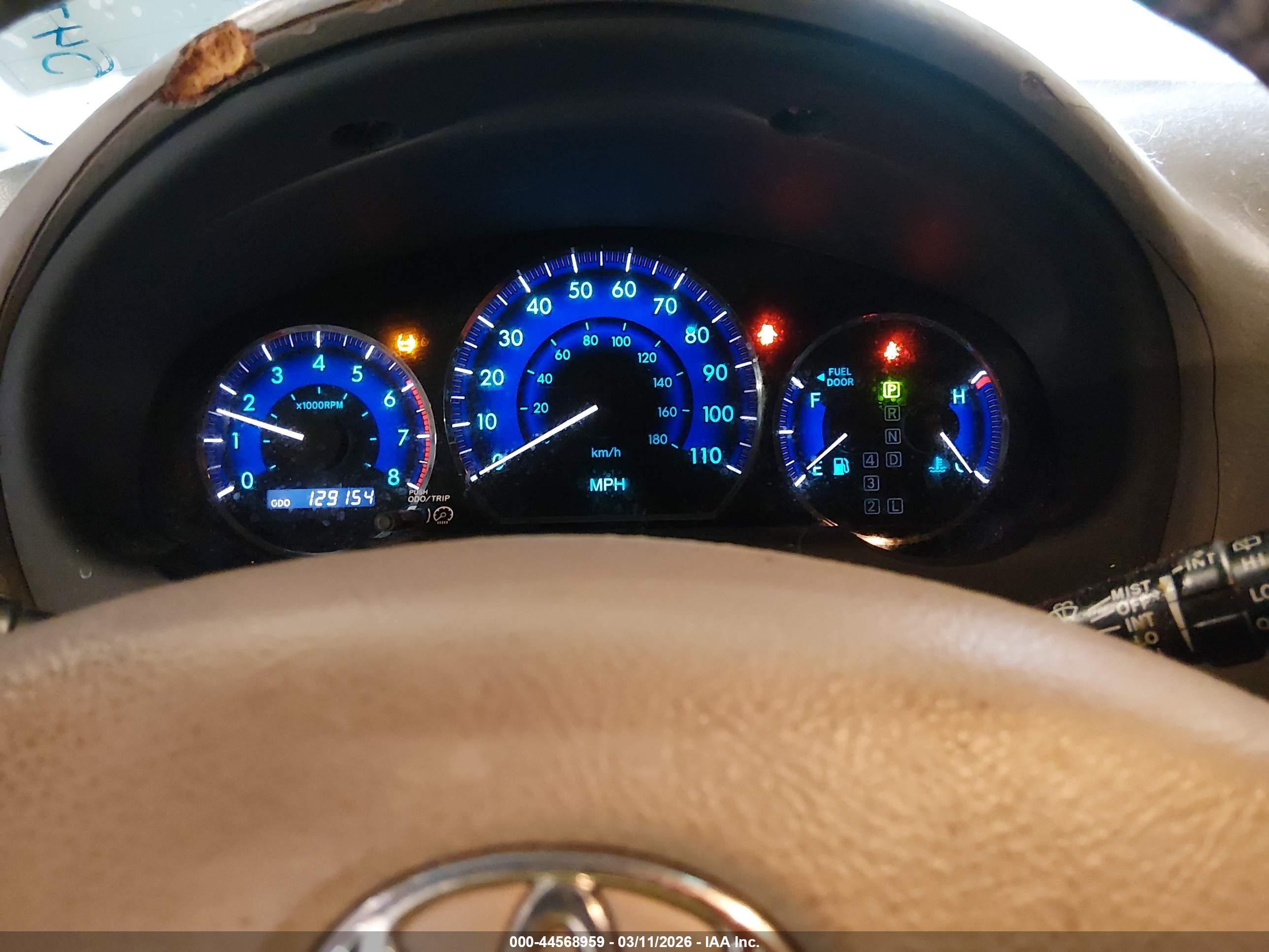 TOYOTA SIENNA image 7