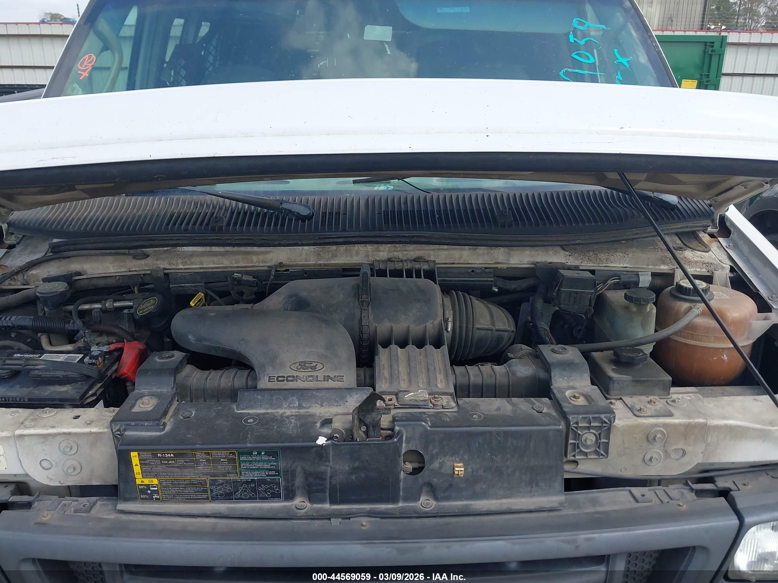 FORD E-250 image 10