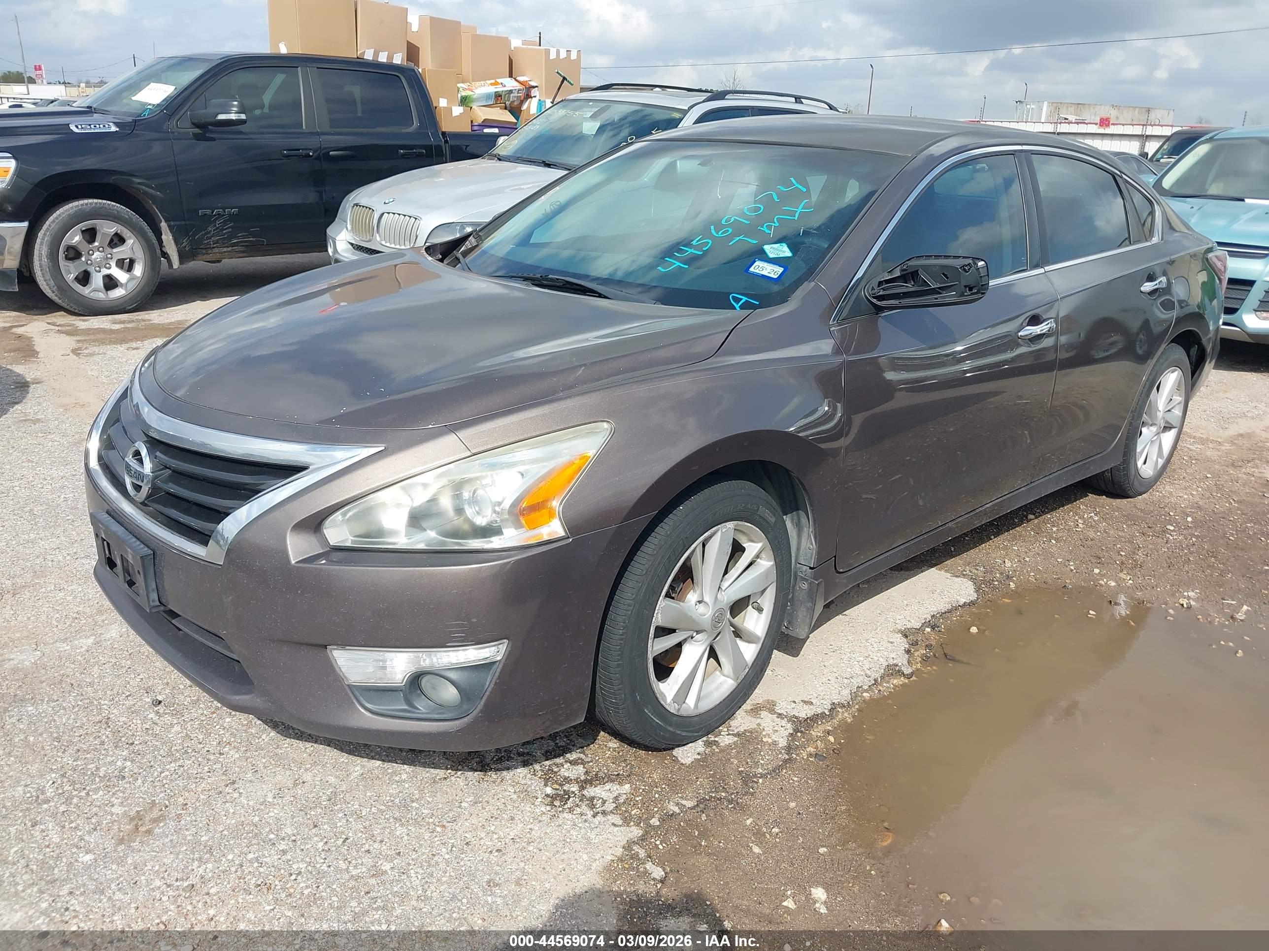 NISSAN ALTIMA image 2