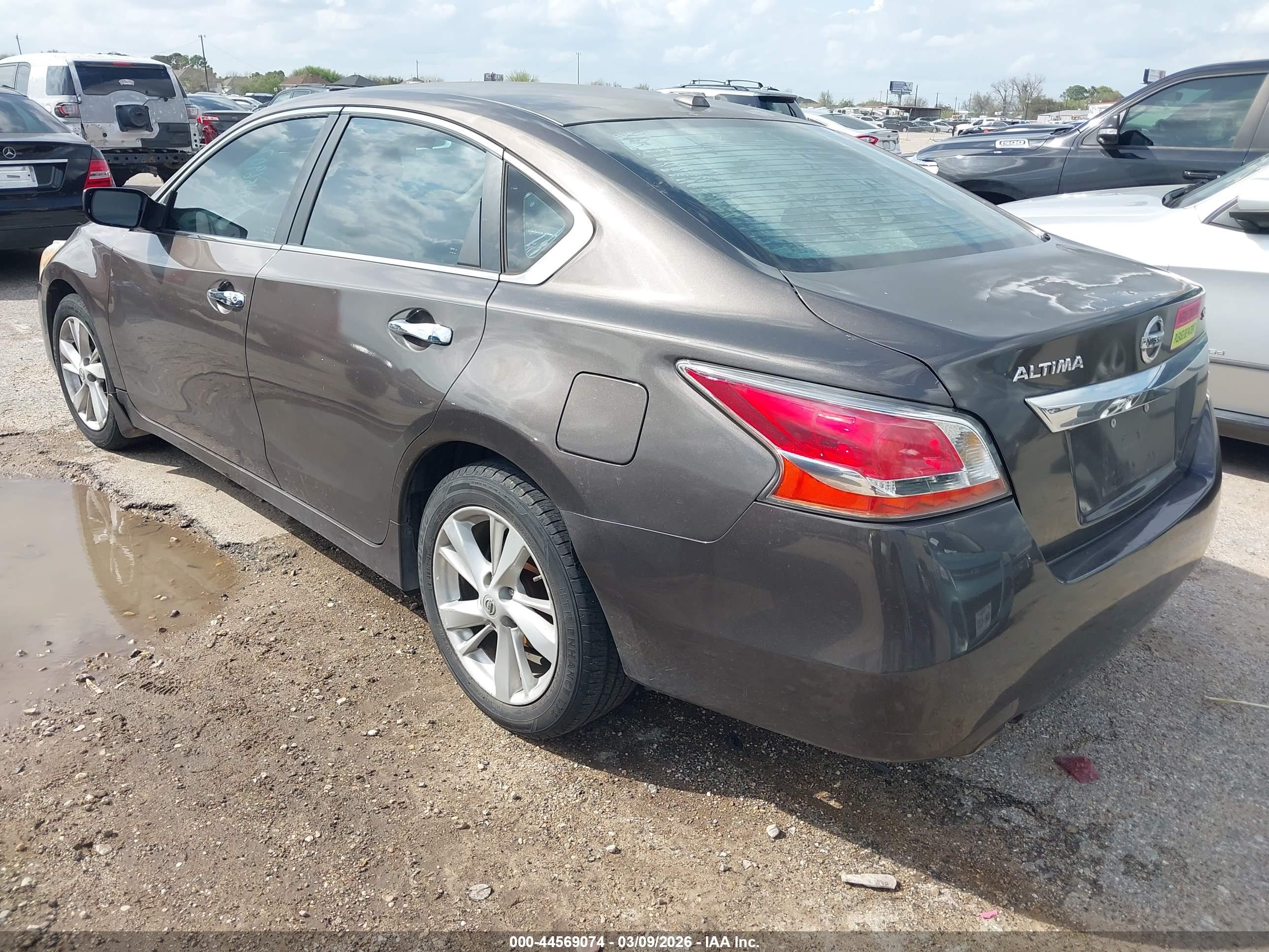 NISSAN ALTIMA image 3