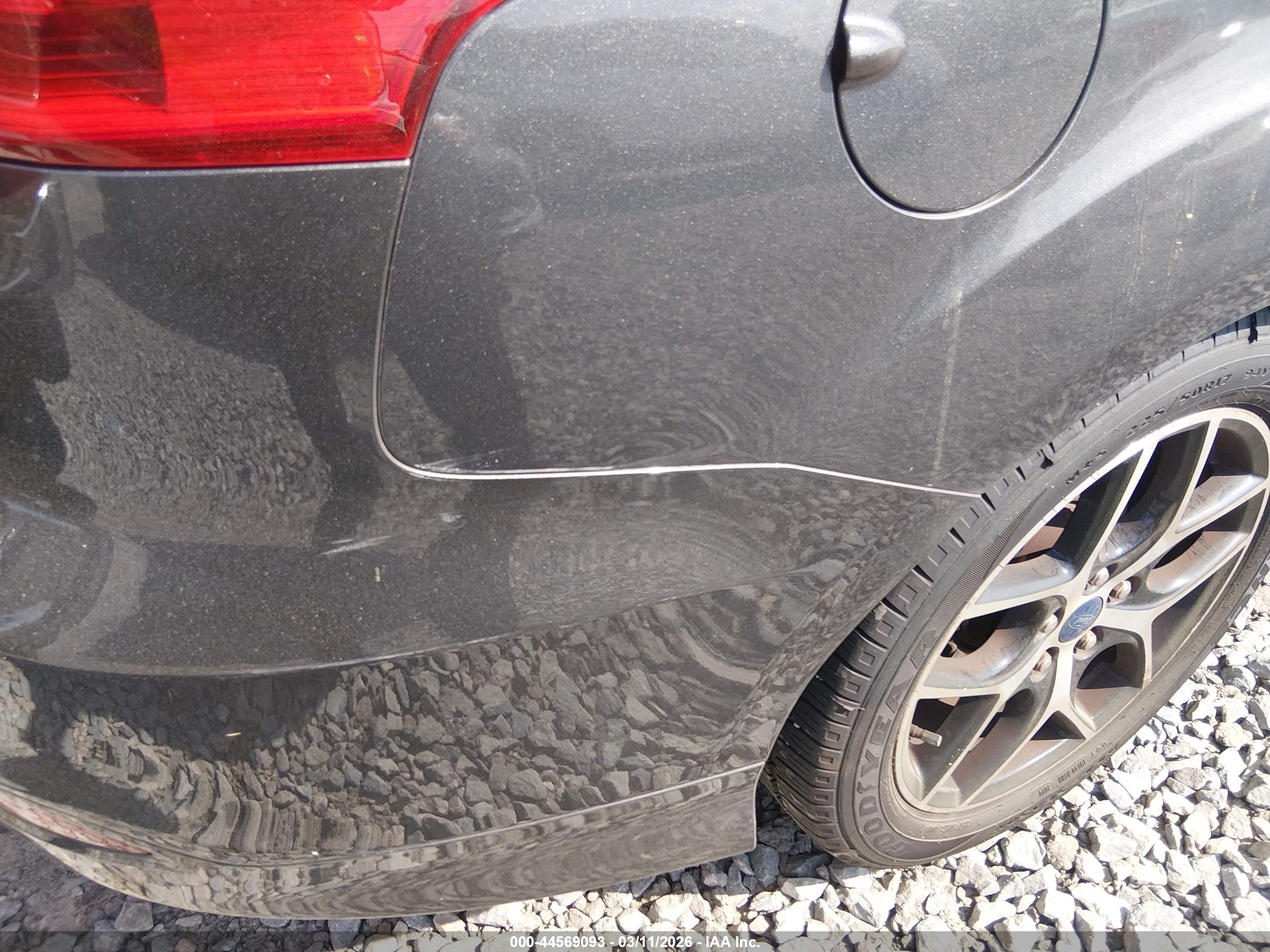 FORD FOCUS image 6