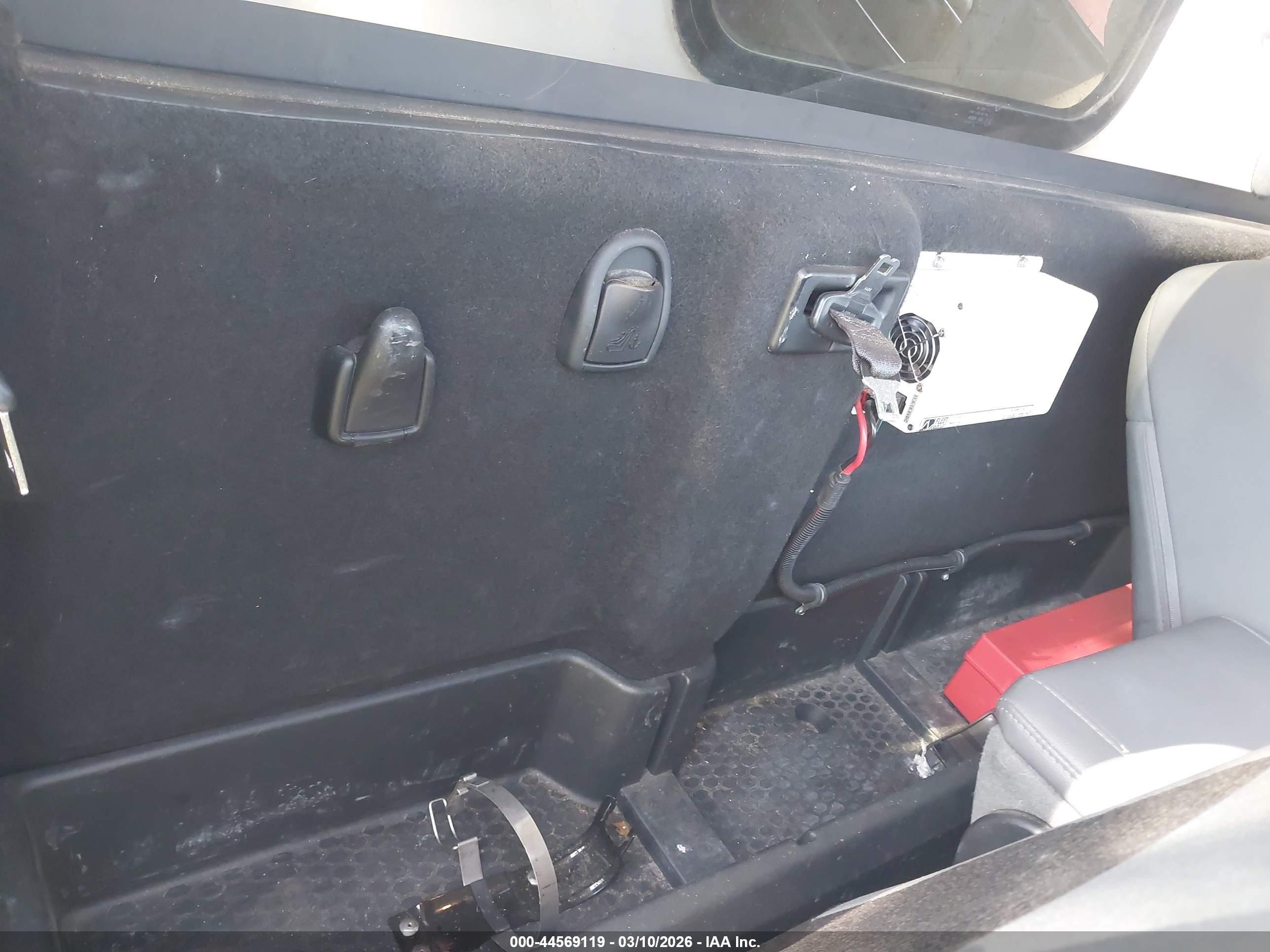 RAM 2500 image 8