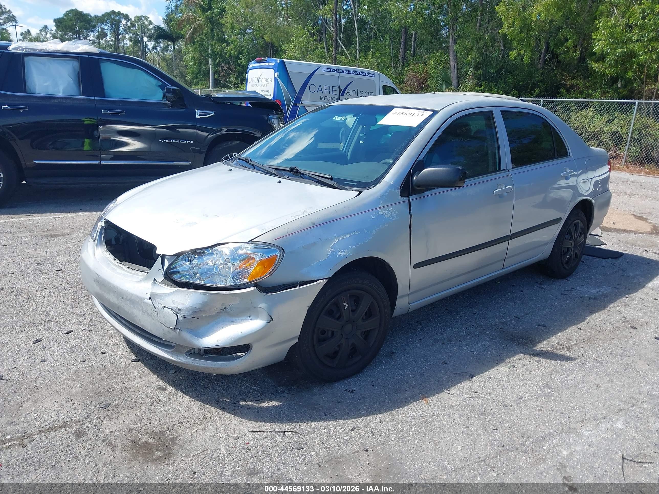 TOYOTA COROLLA image 2