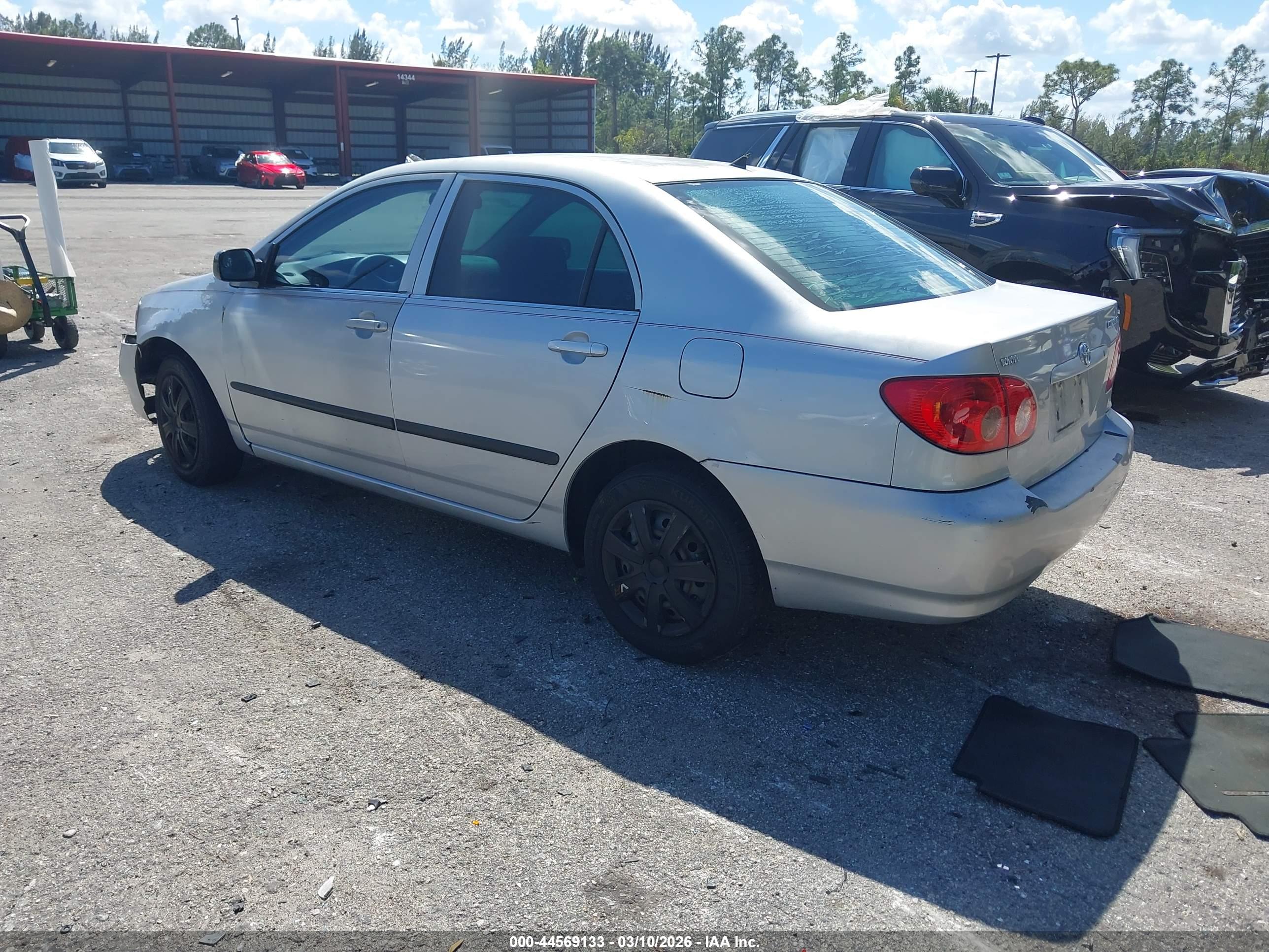 TOYOTA COROLLA image 3