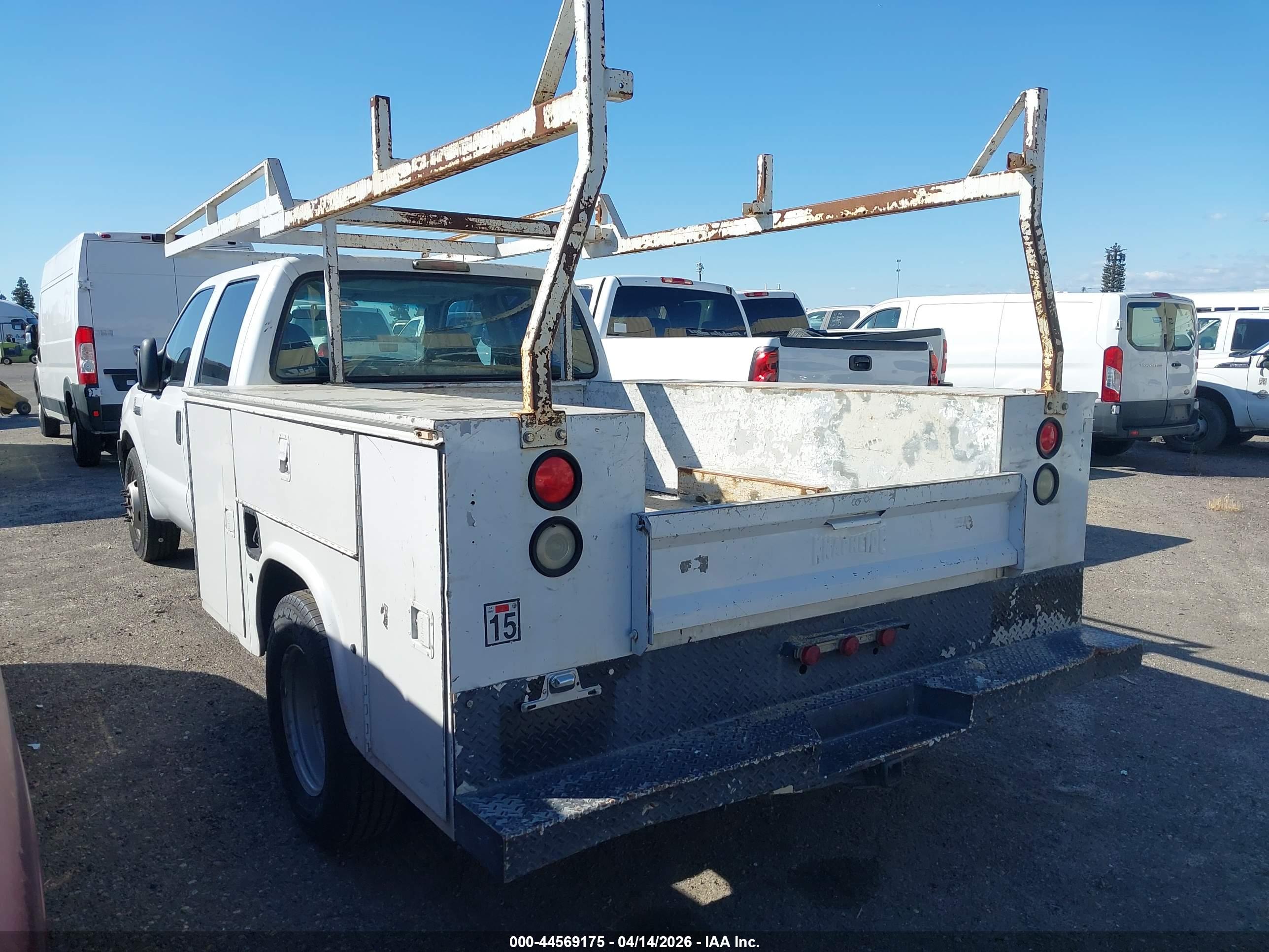 FORD F-350 image 3