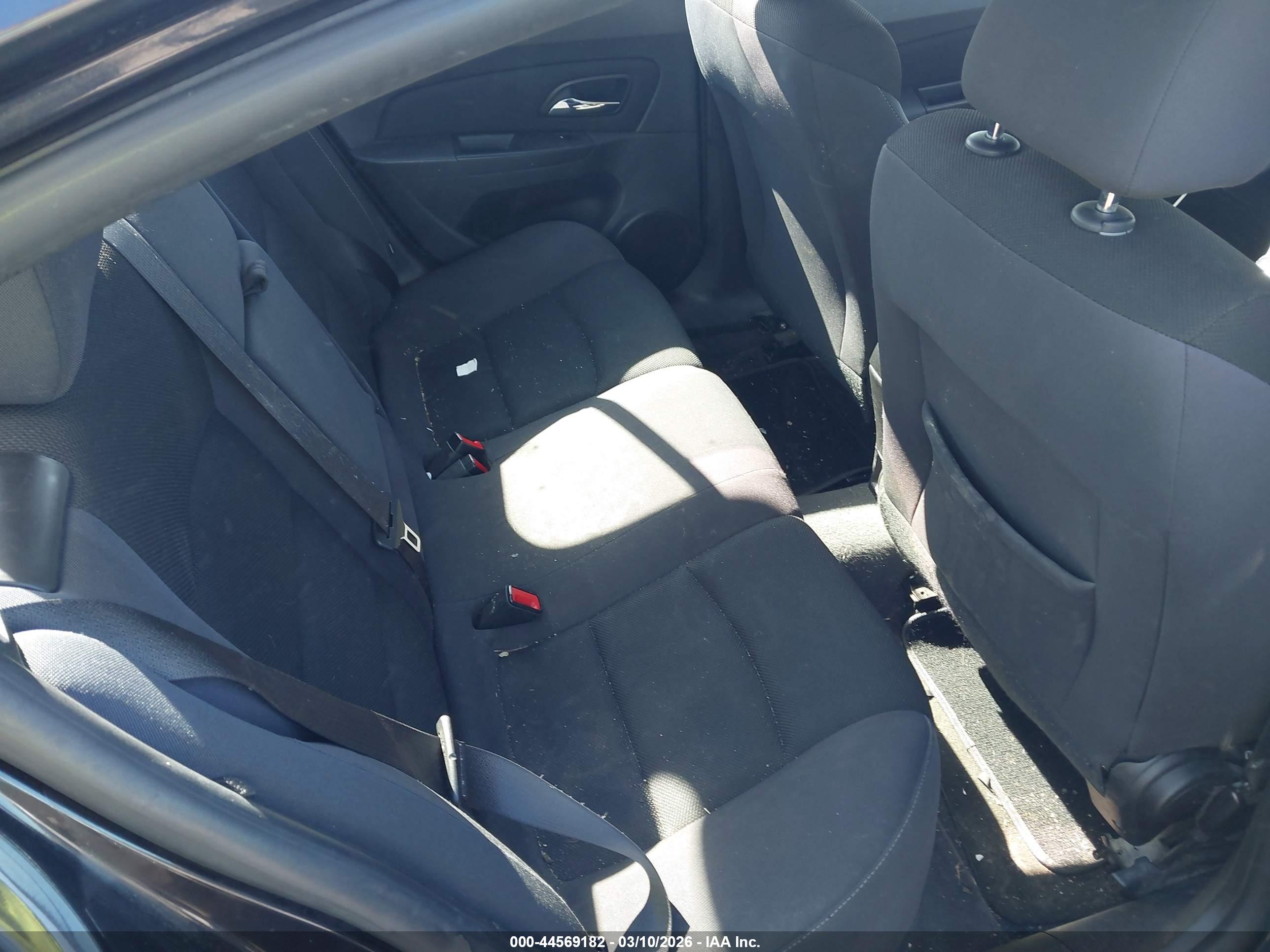 CHEVROLET CRUZE image 8