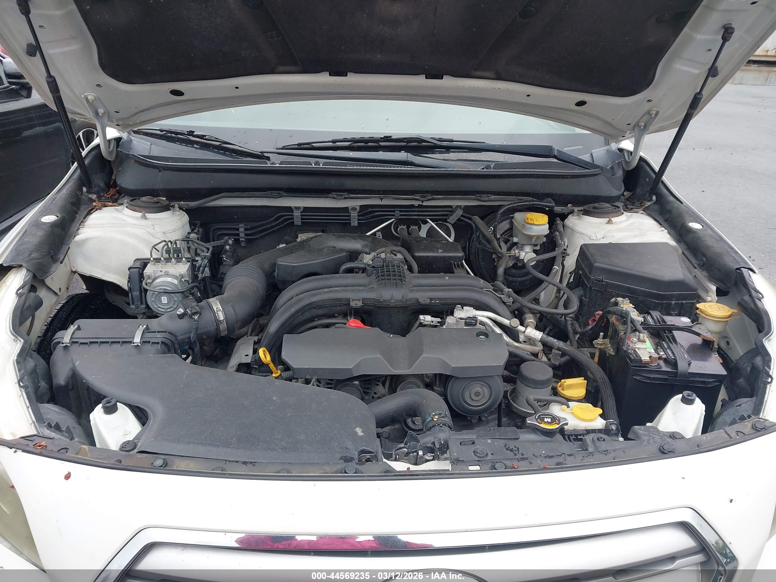 SUBARU OUTBACK image 10