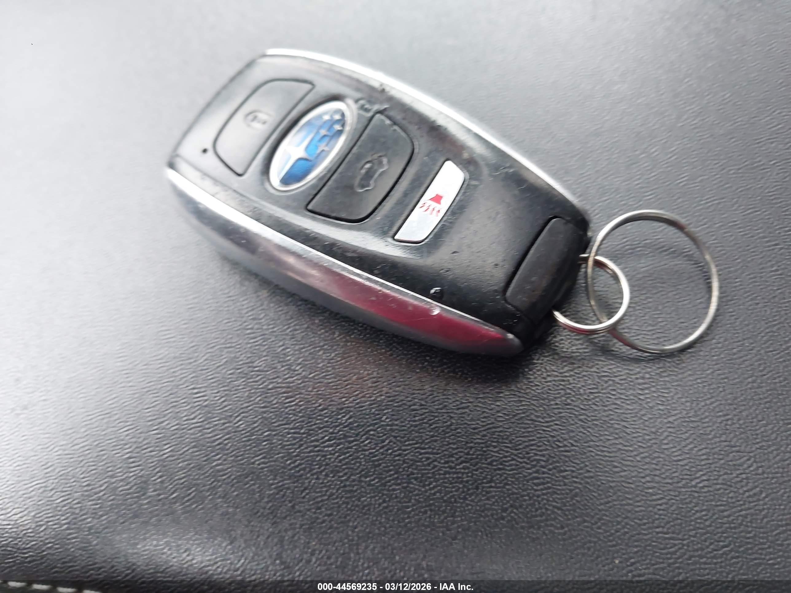 SUBARU OUTBACK image 11
