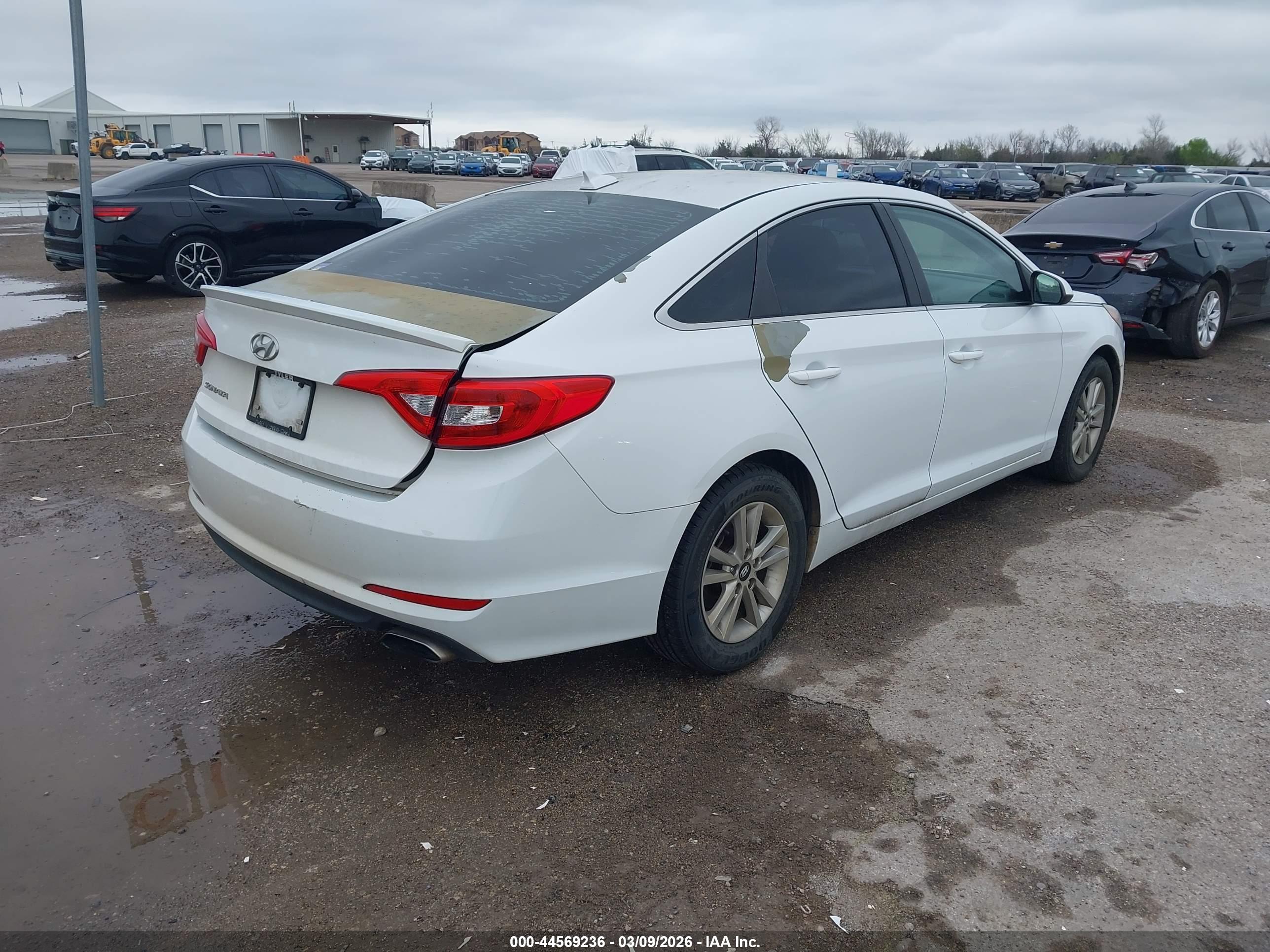 HYUNDAI SONATA image 4