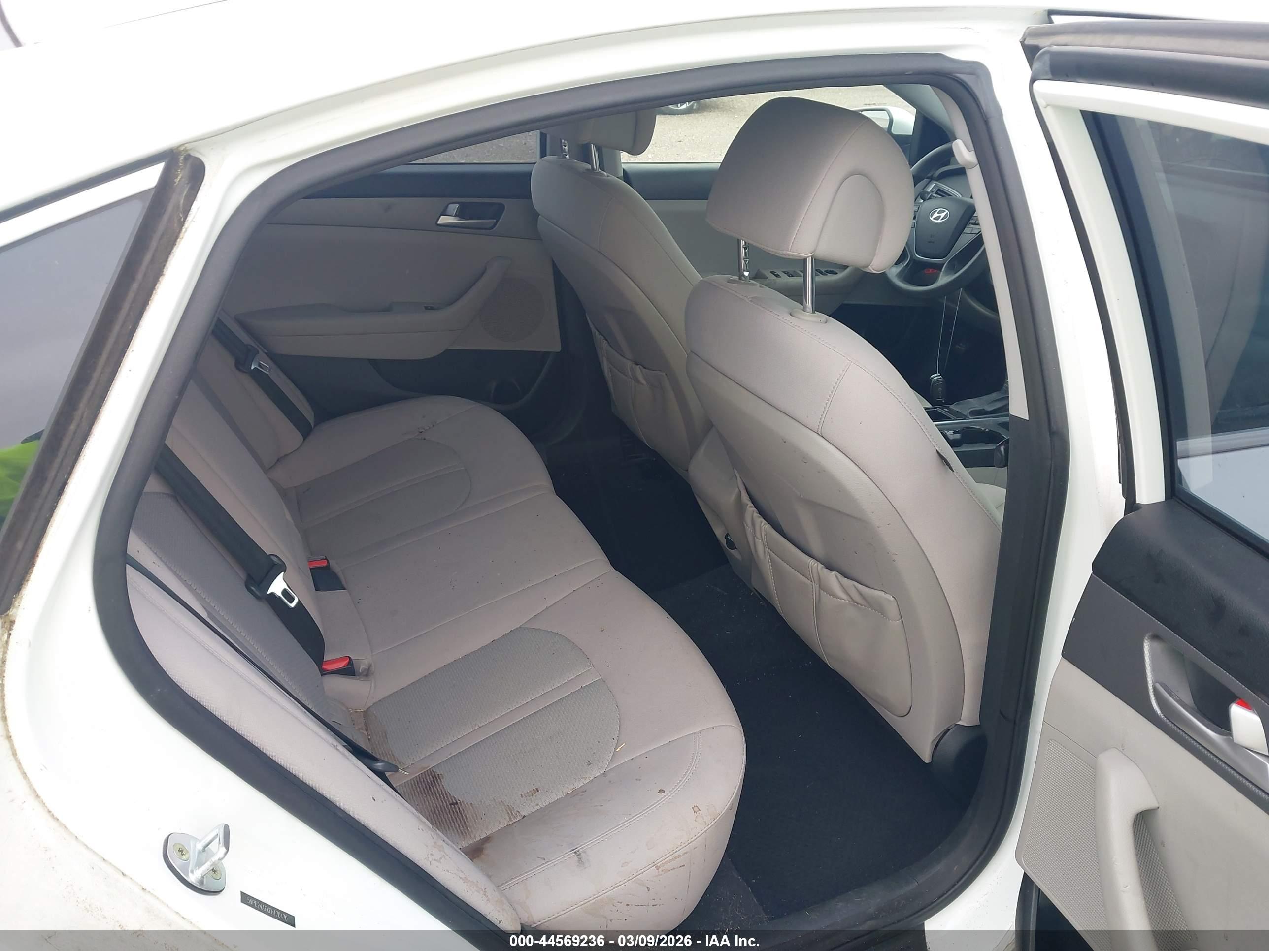 HYUNDAI SONATA image 8