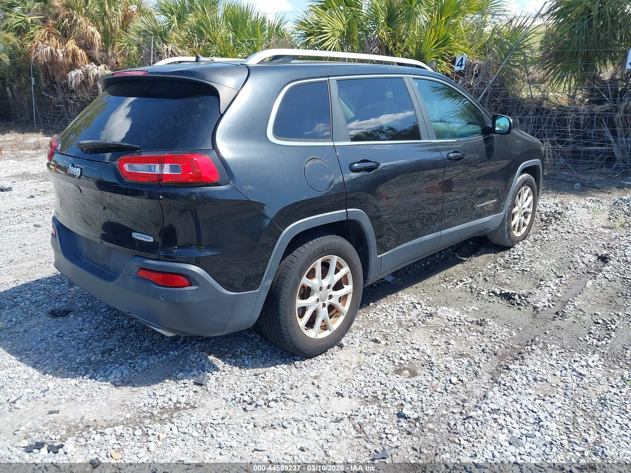 JEEP CHEROKEE image 4