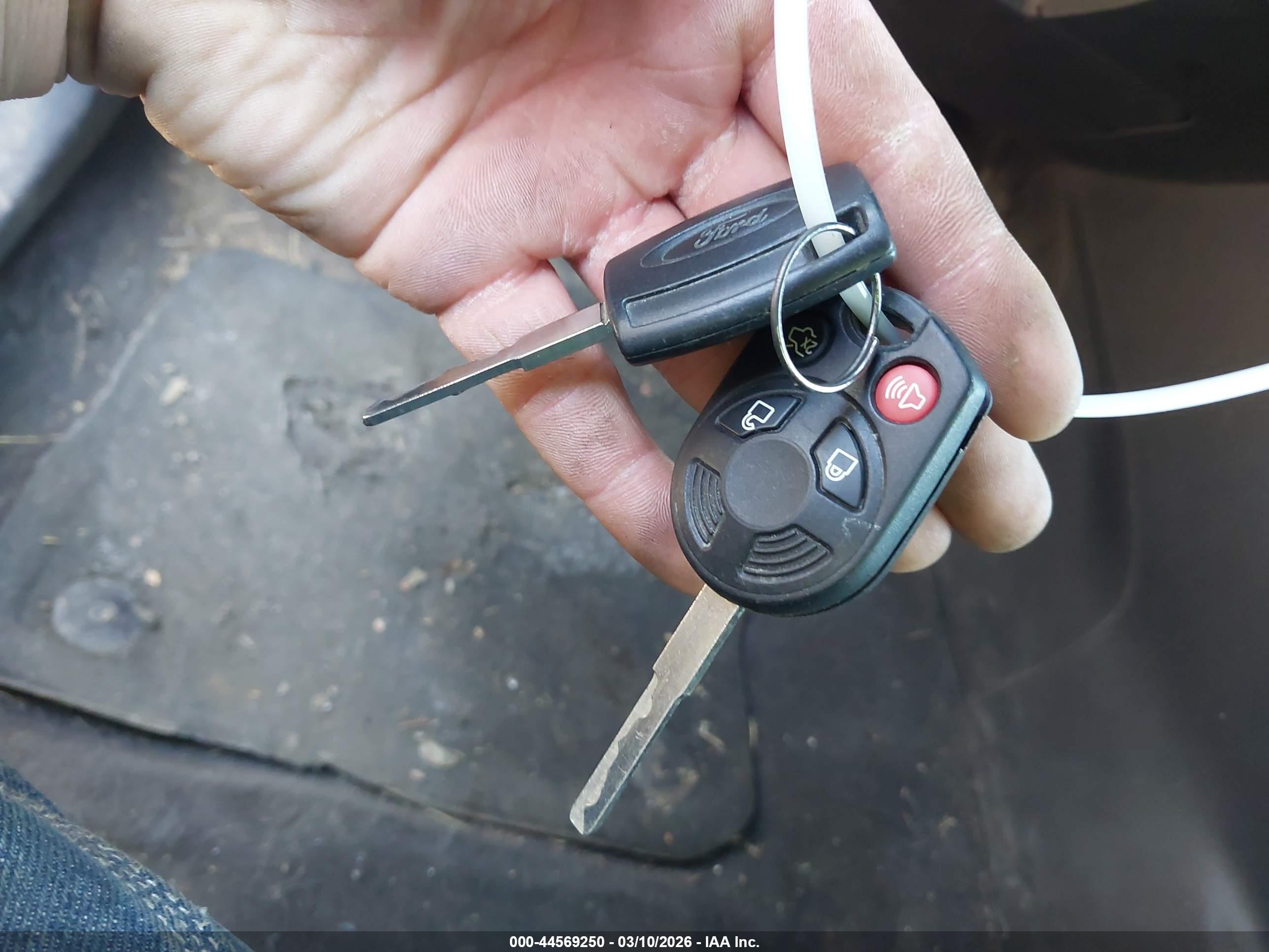FORD FOCUS image 11