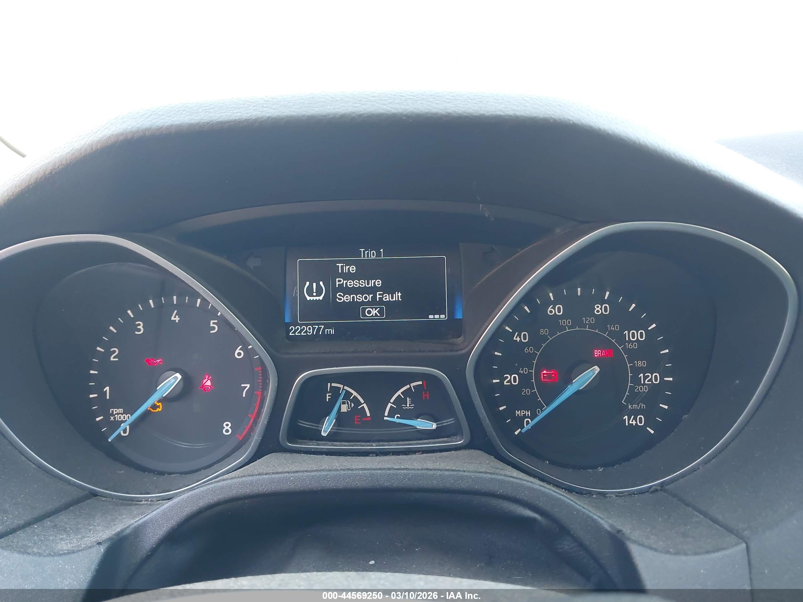 FORD FOCUS image 7