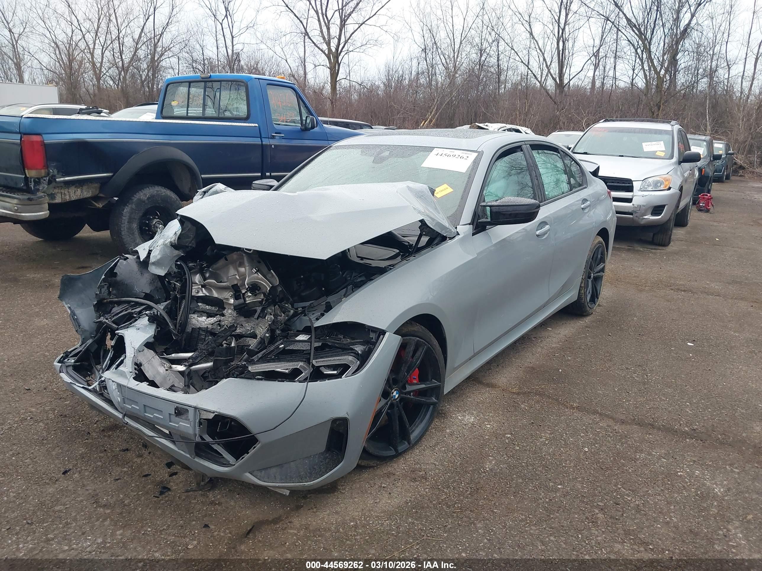 BMW M340I image 2