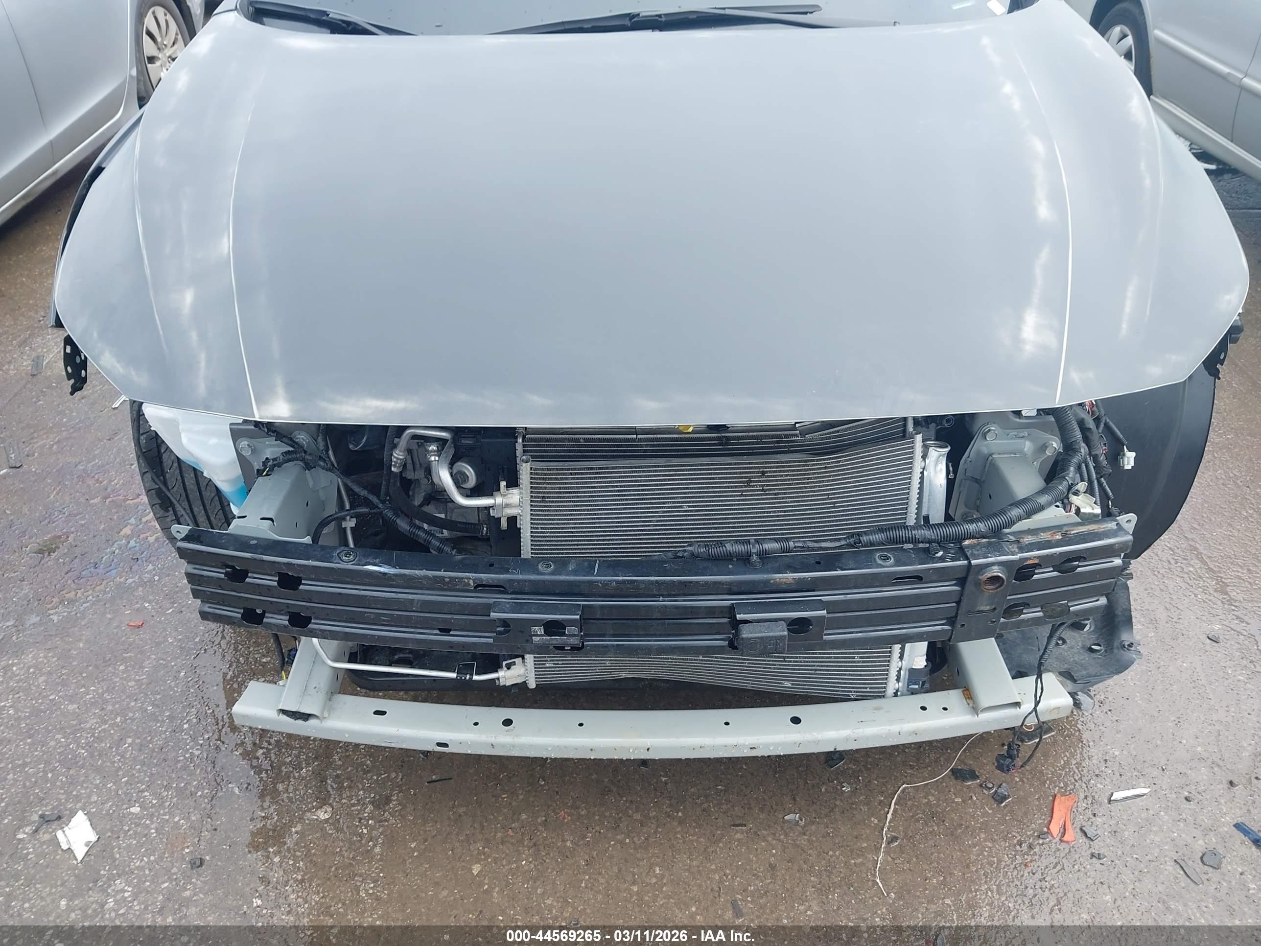 NISSAN SENTRA image 6
