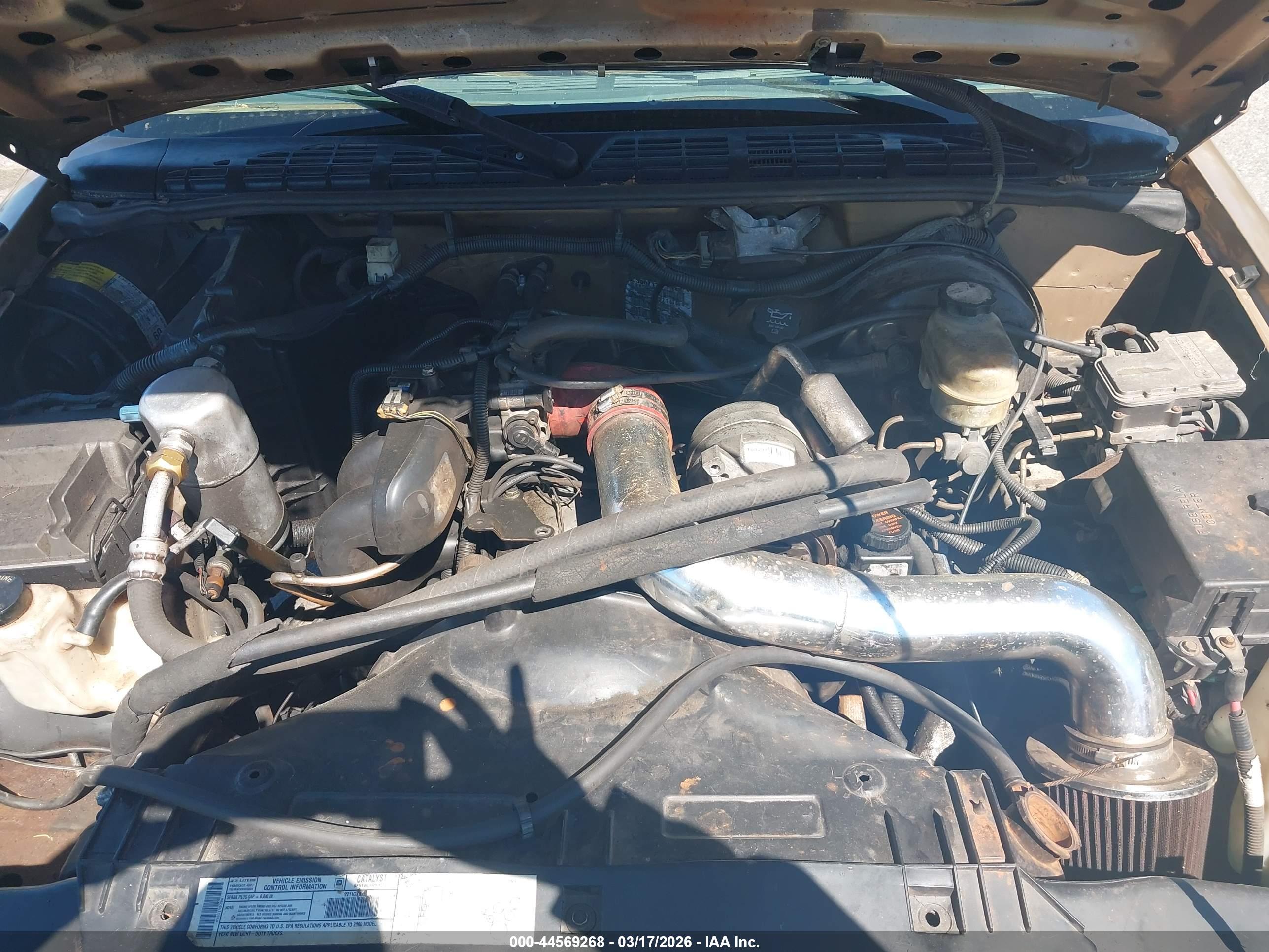 GMC SONOMA image 10