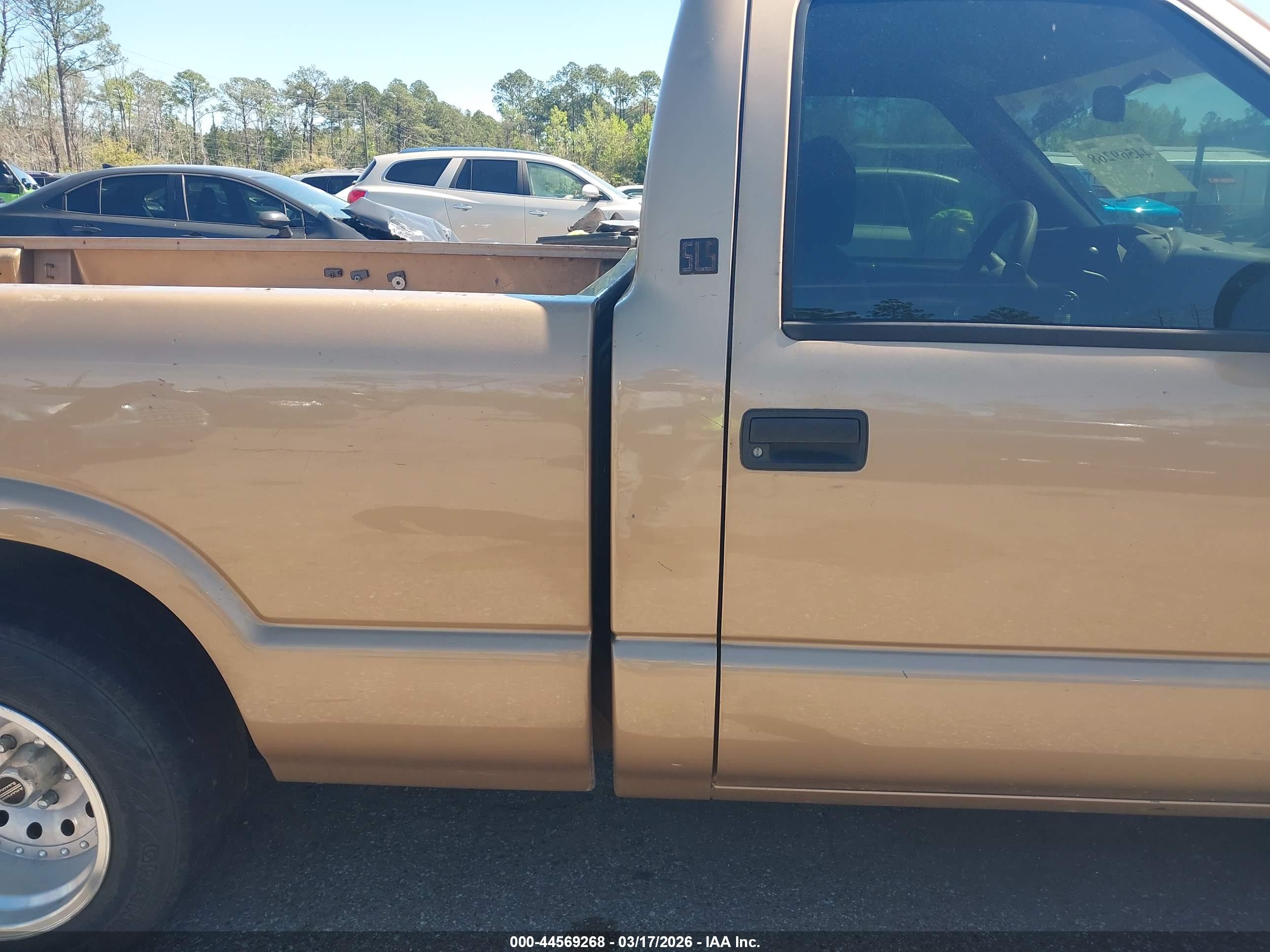 GMC SONOMA image 8