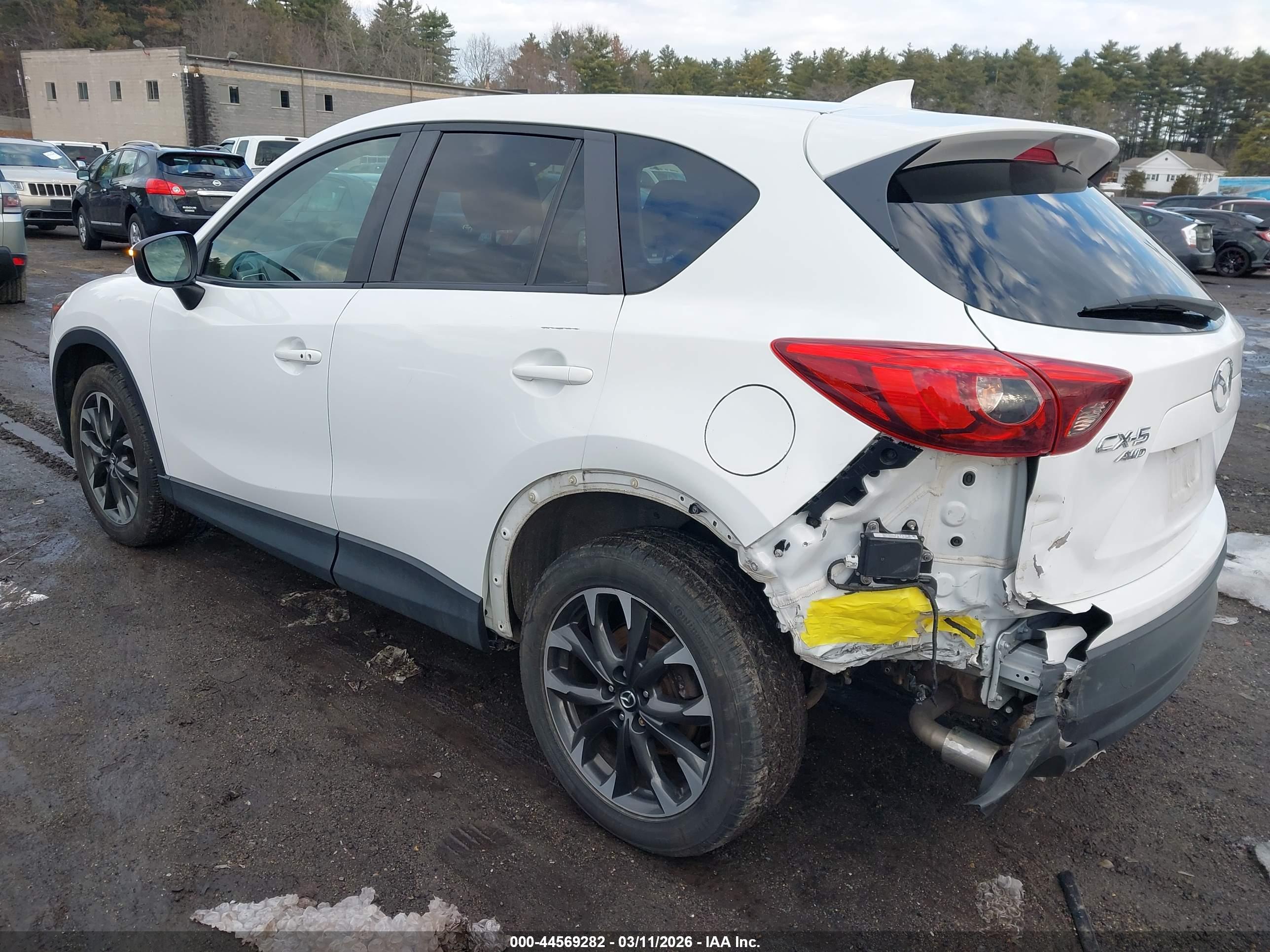 MAZDA CX-5 image 3