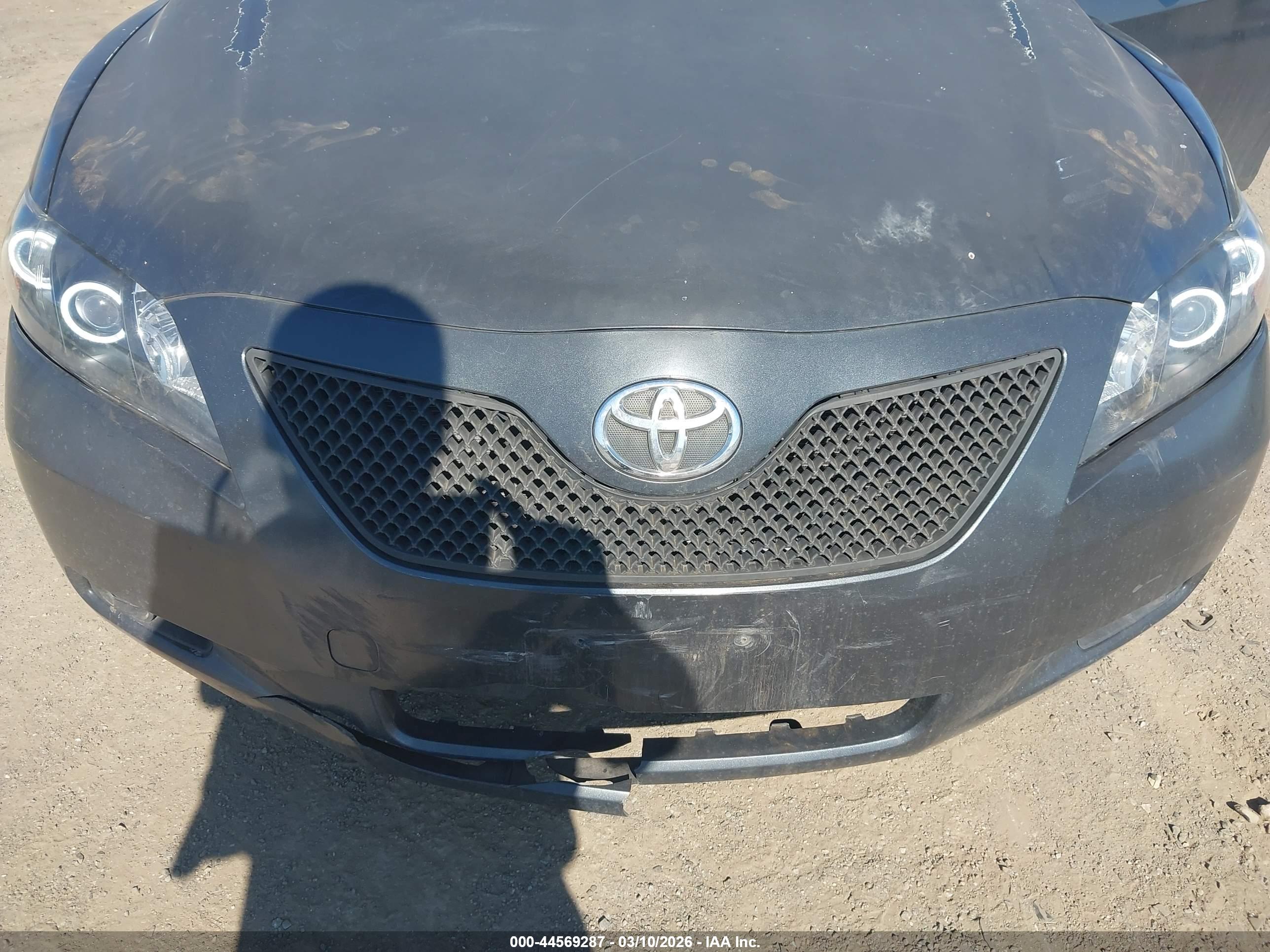 TOYOTA CAMRY image 6