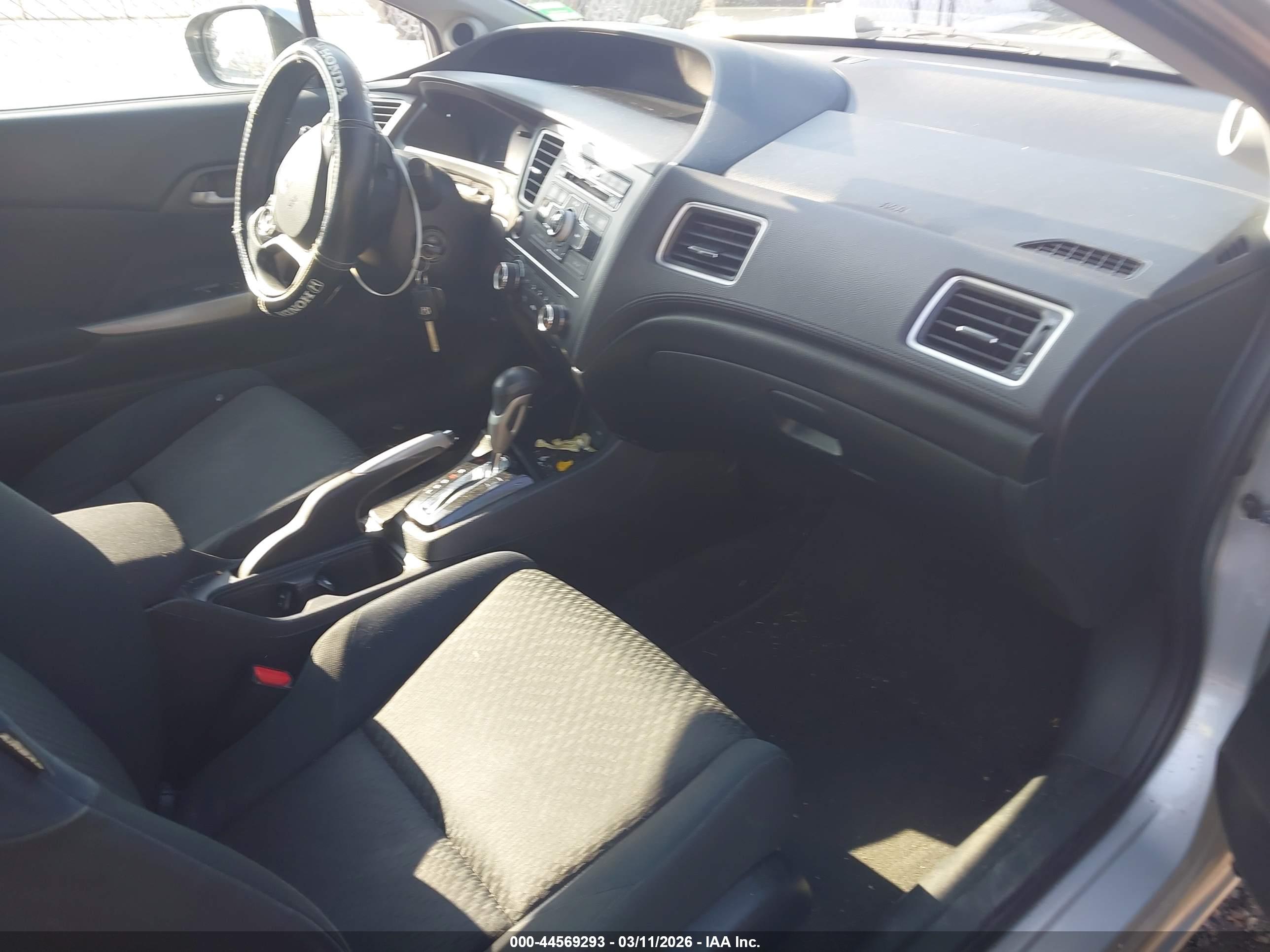 HONDA CIVIC image 5