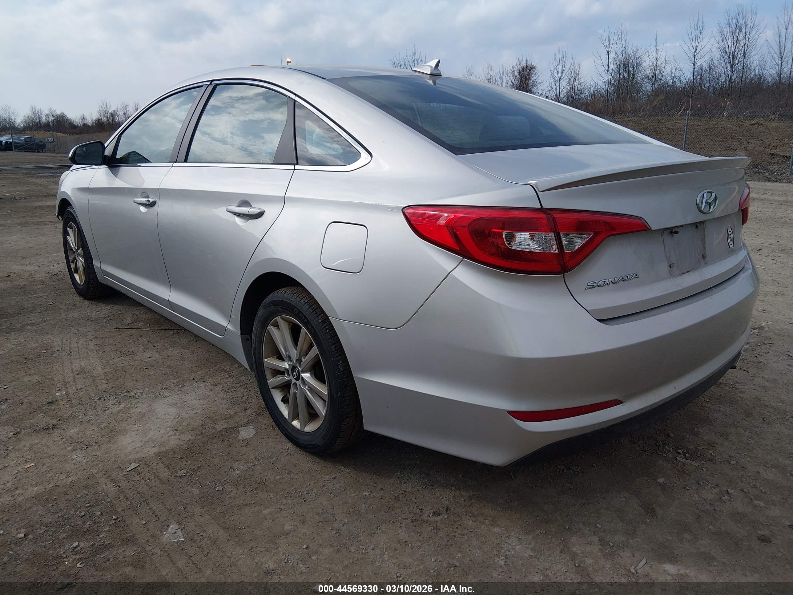 HYUNDAI SONATA image 3