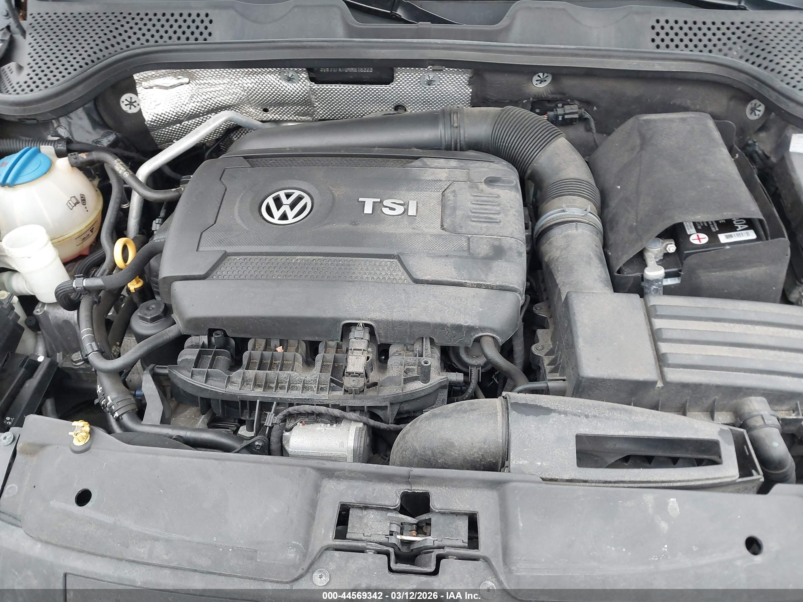 VOLKSWAGEN BEETLE image 10