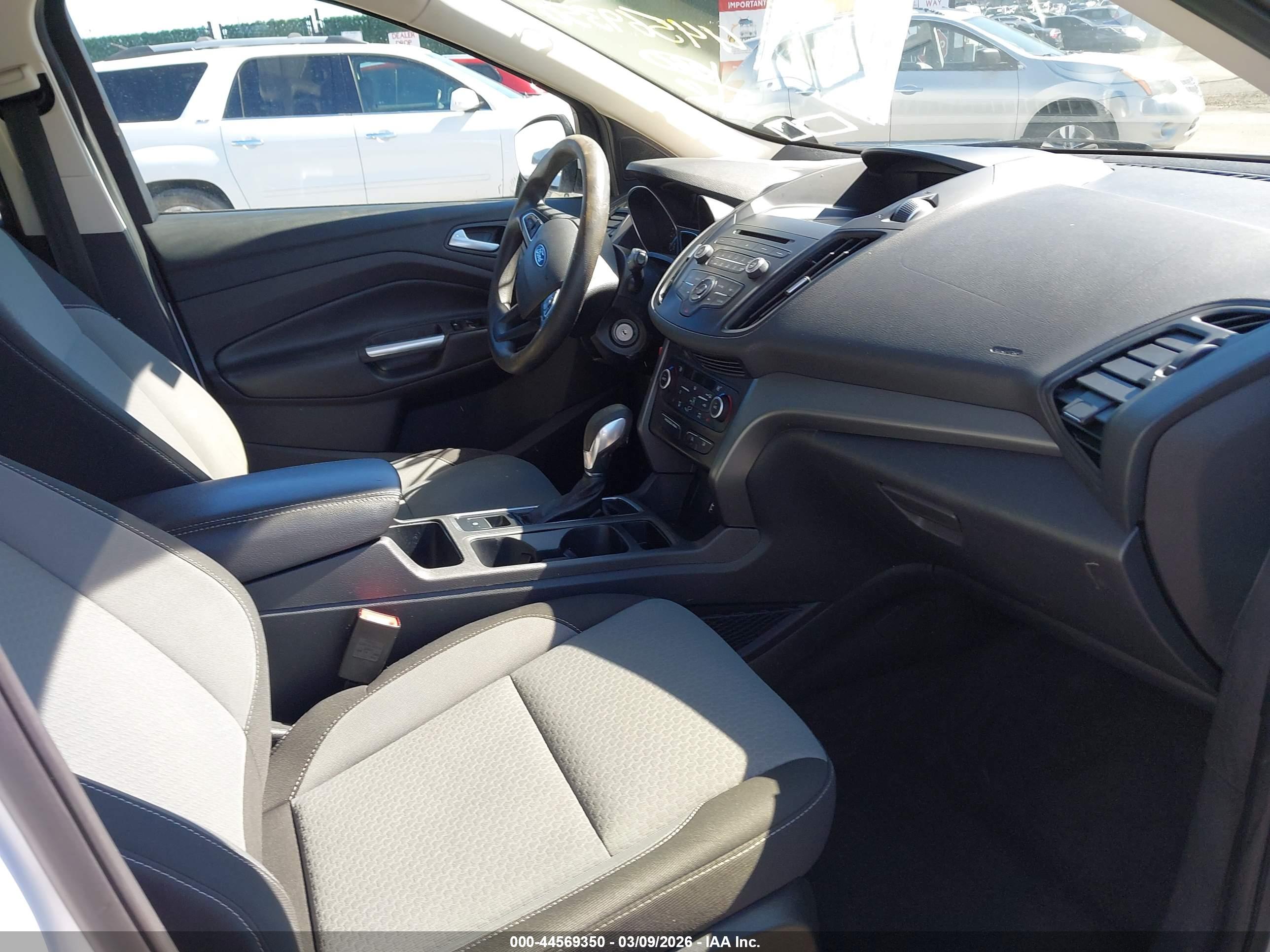 FORD ESCAPE image 5