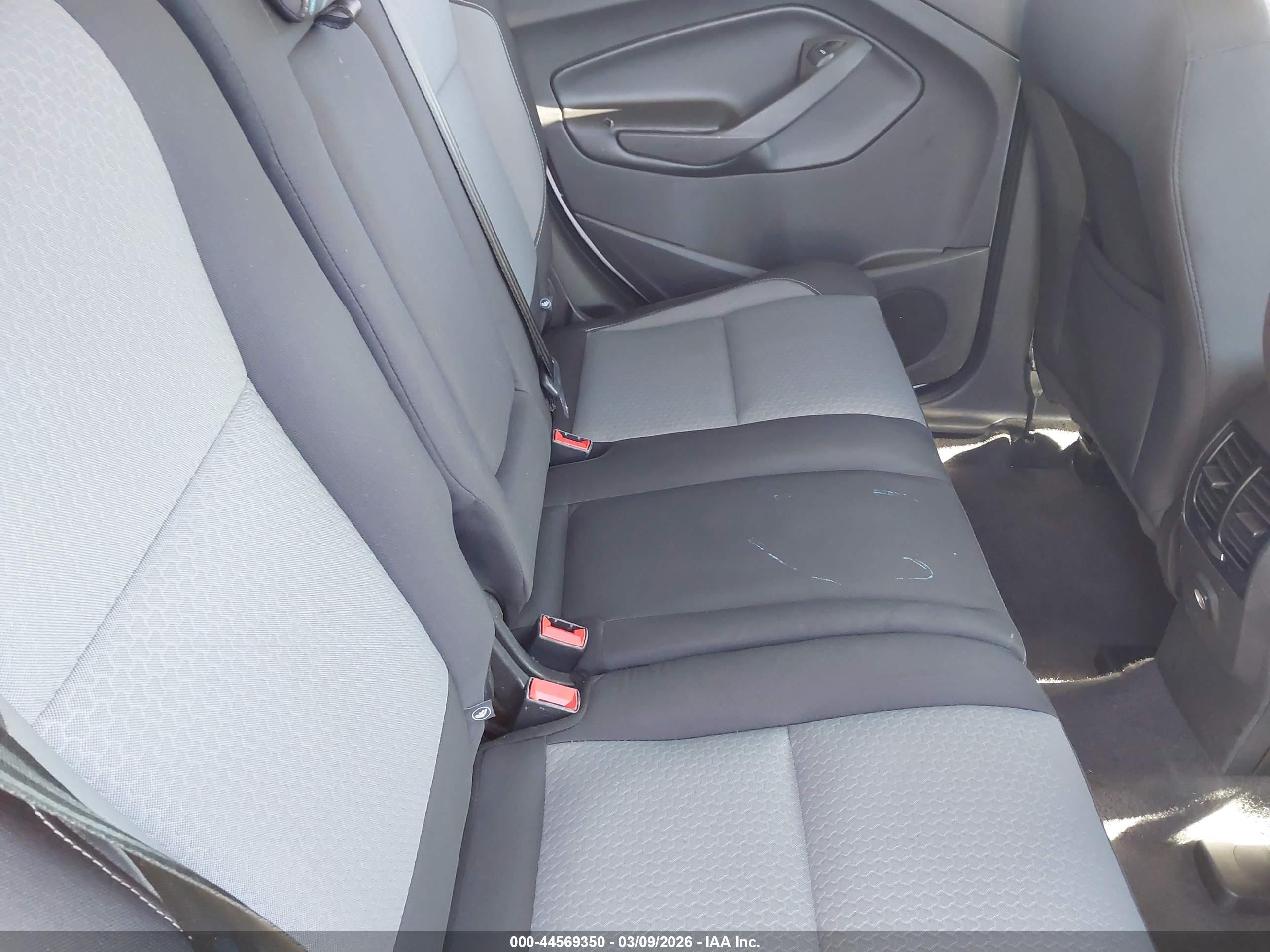 FORD ESCAPE image 8