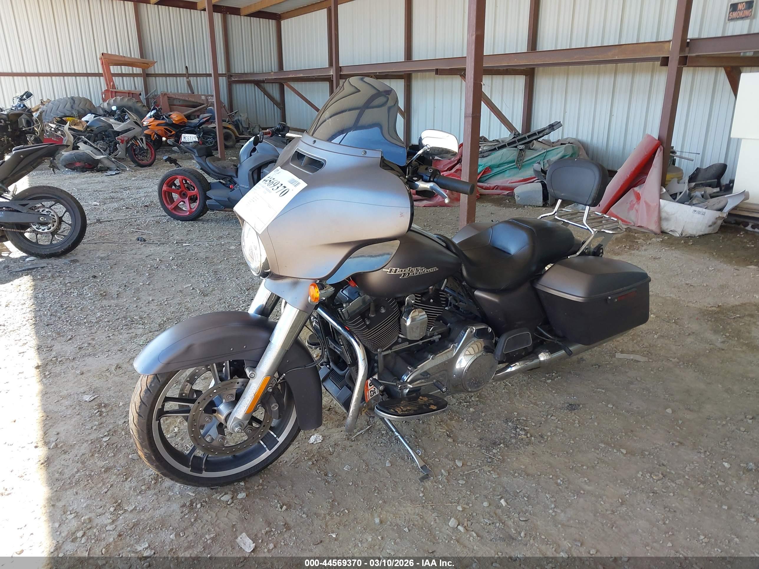 HARLEY-DAVIDSON FLHXS image 2