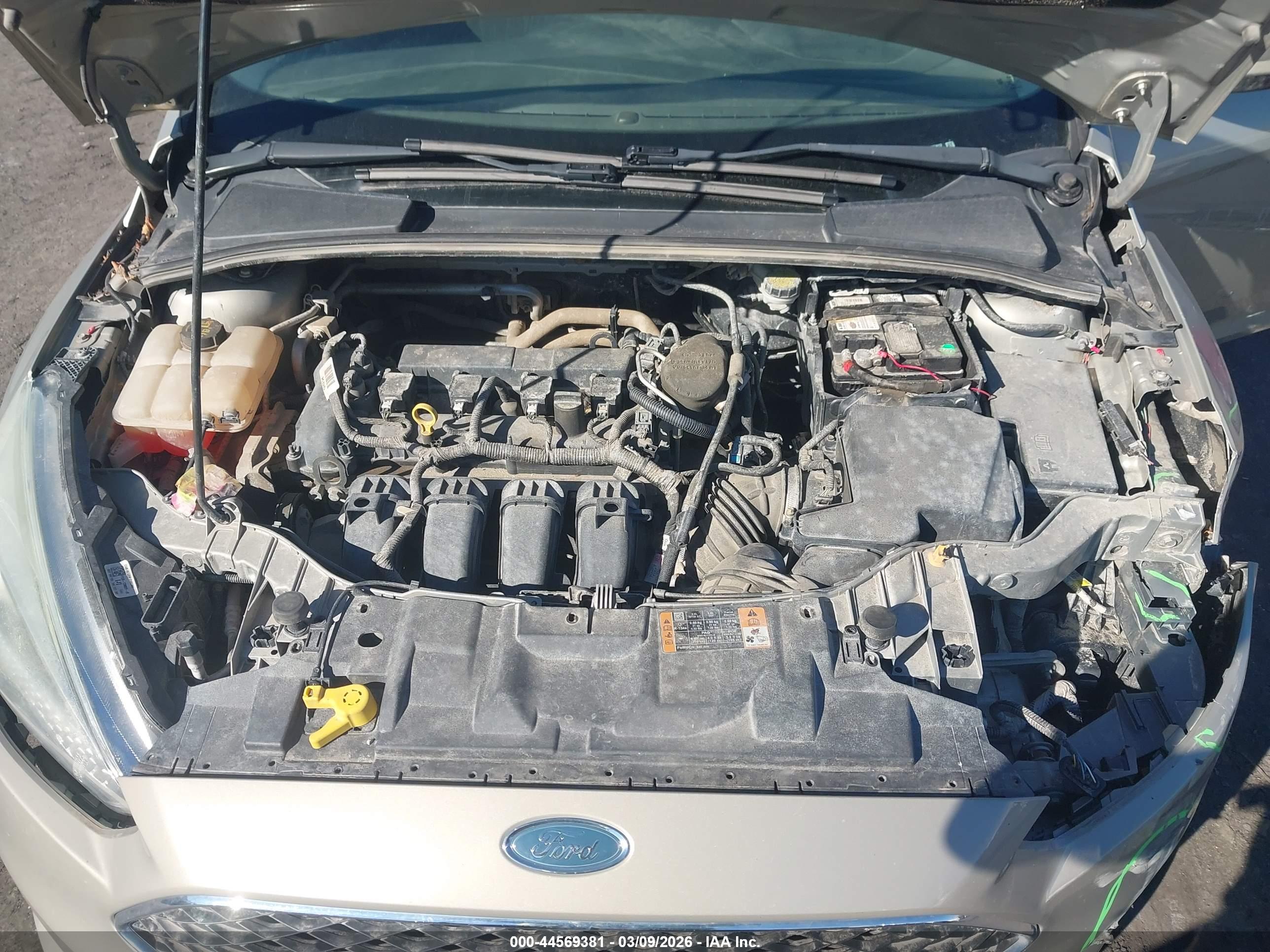 FORD FOCUS image 10