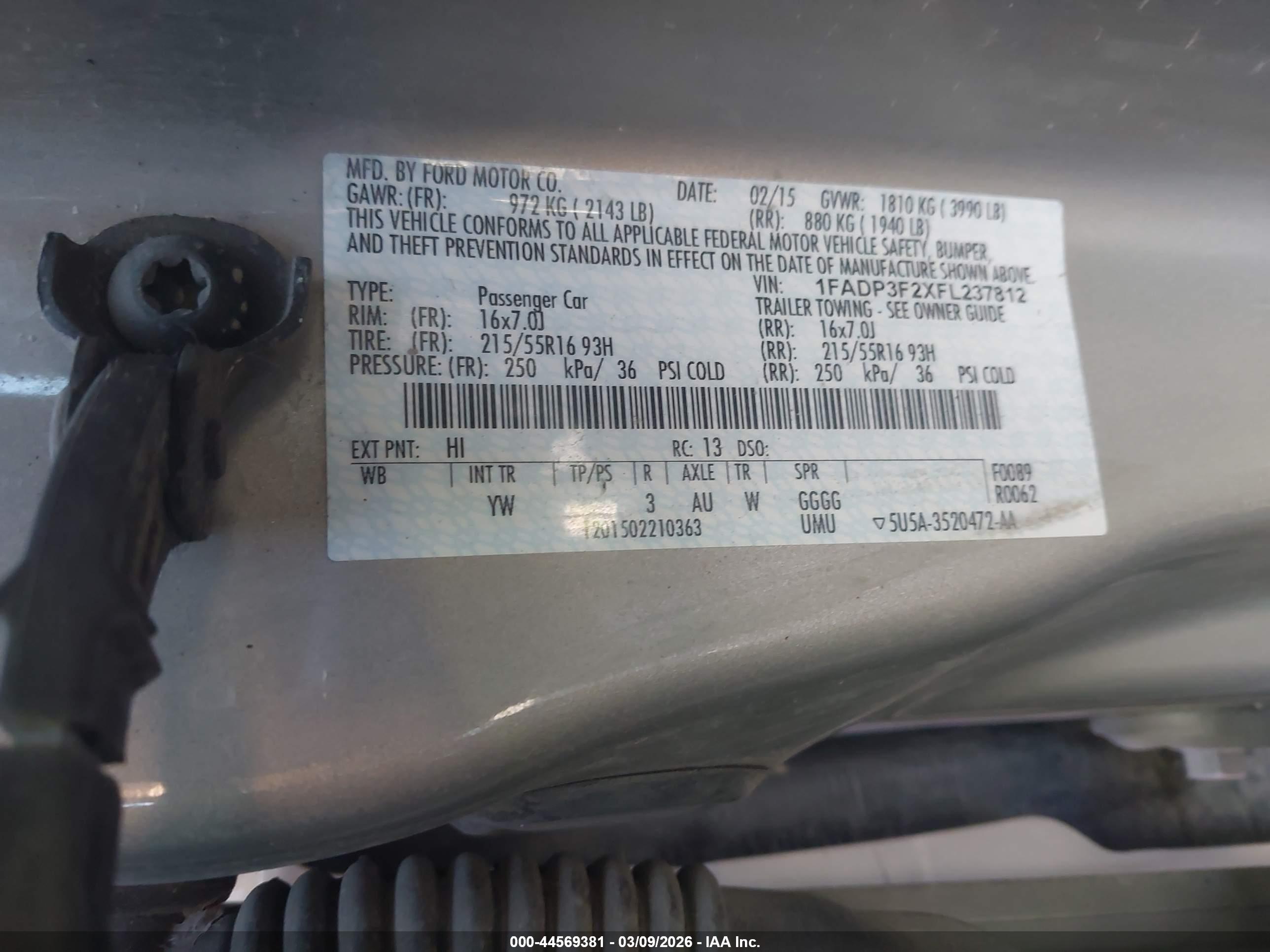 FORD FOCUS image 9