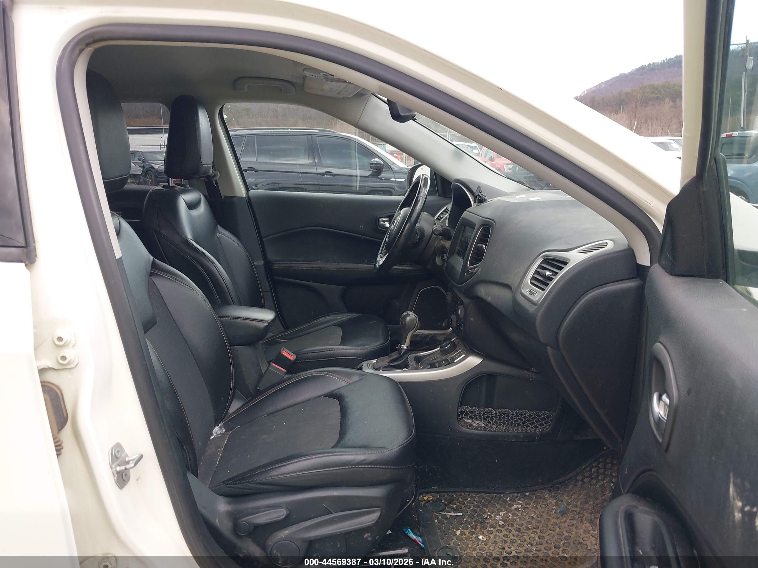 JEEP COMPASS image 5