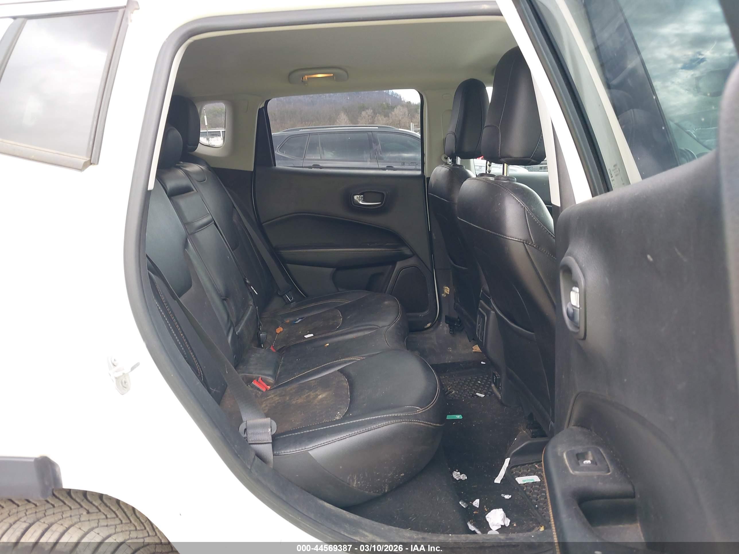 JEEP COMPASS image 8