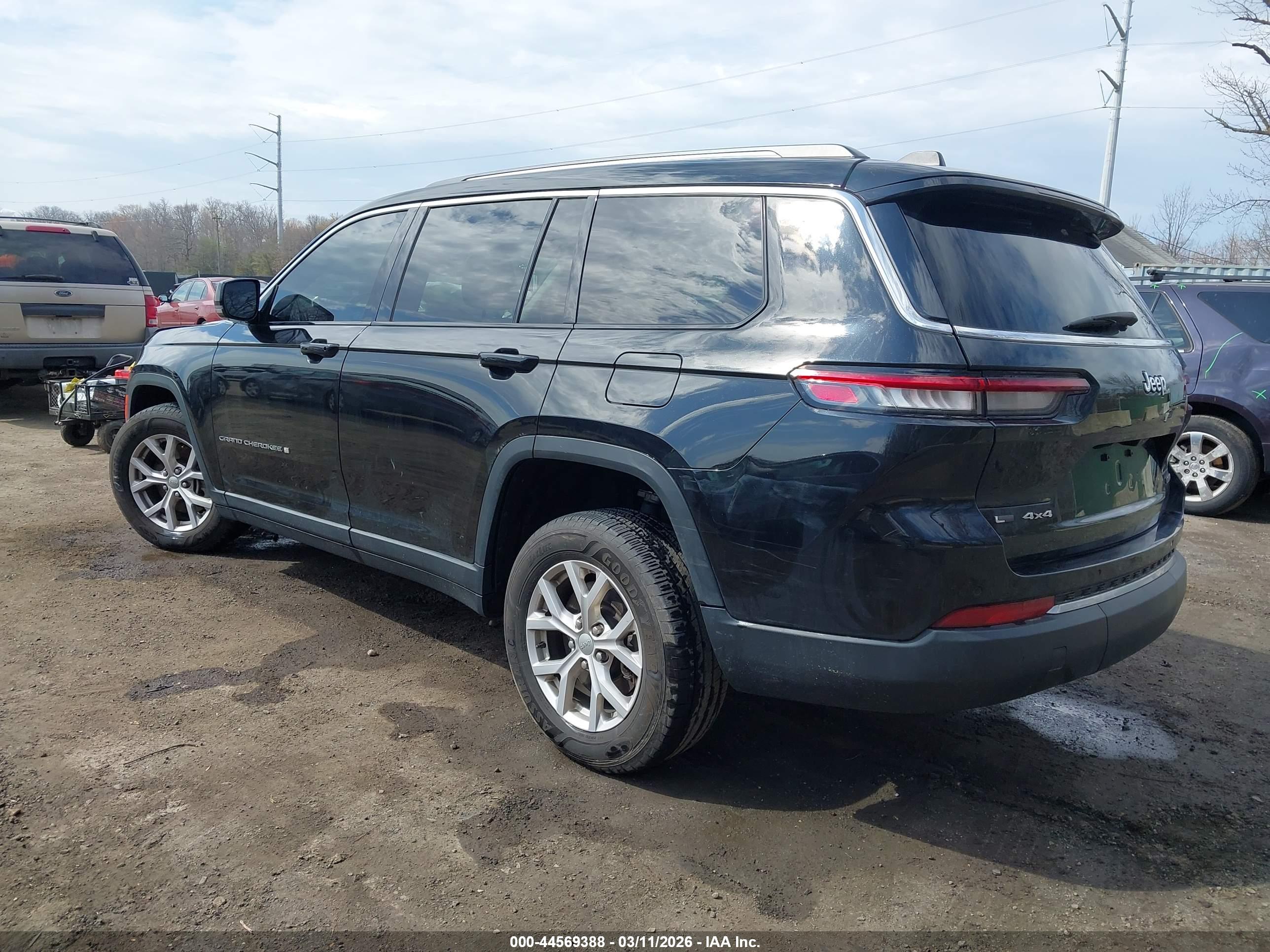 JEEP GRAND image 3